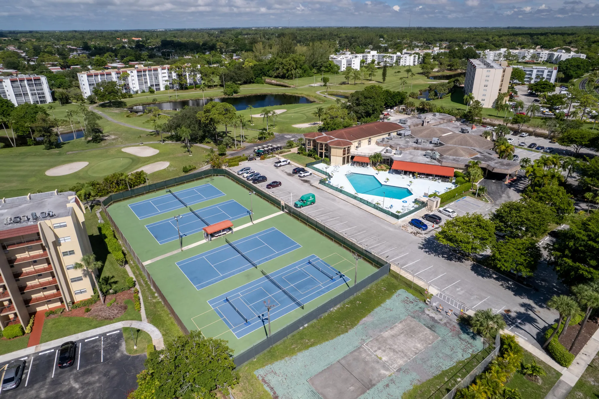 Property Slideshow image 24 of 30 | 3590 via poinciana apt 607, Lake Worth, FL, 33467