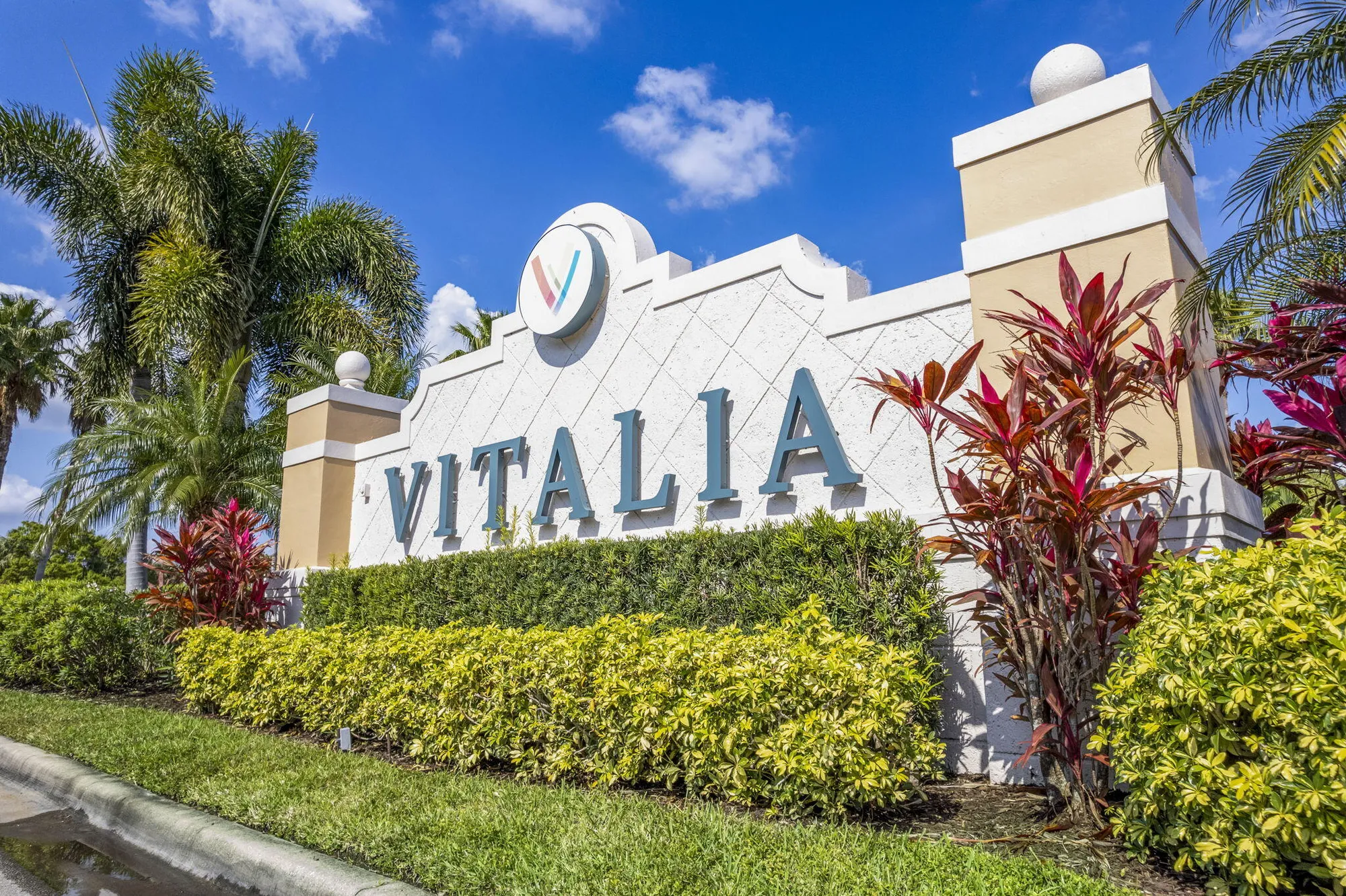 Property Slideshow image 26 of 40 | 10009 sw trumpet tree cir, Port Saint Lucie, FL, 34987