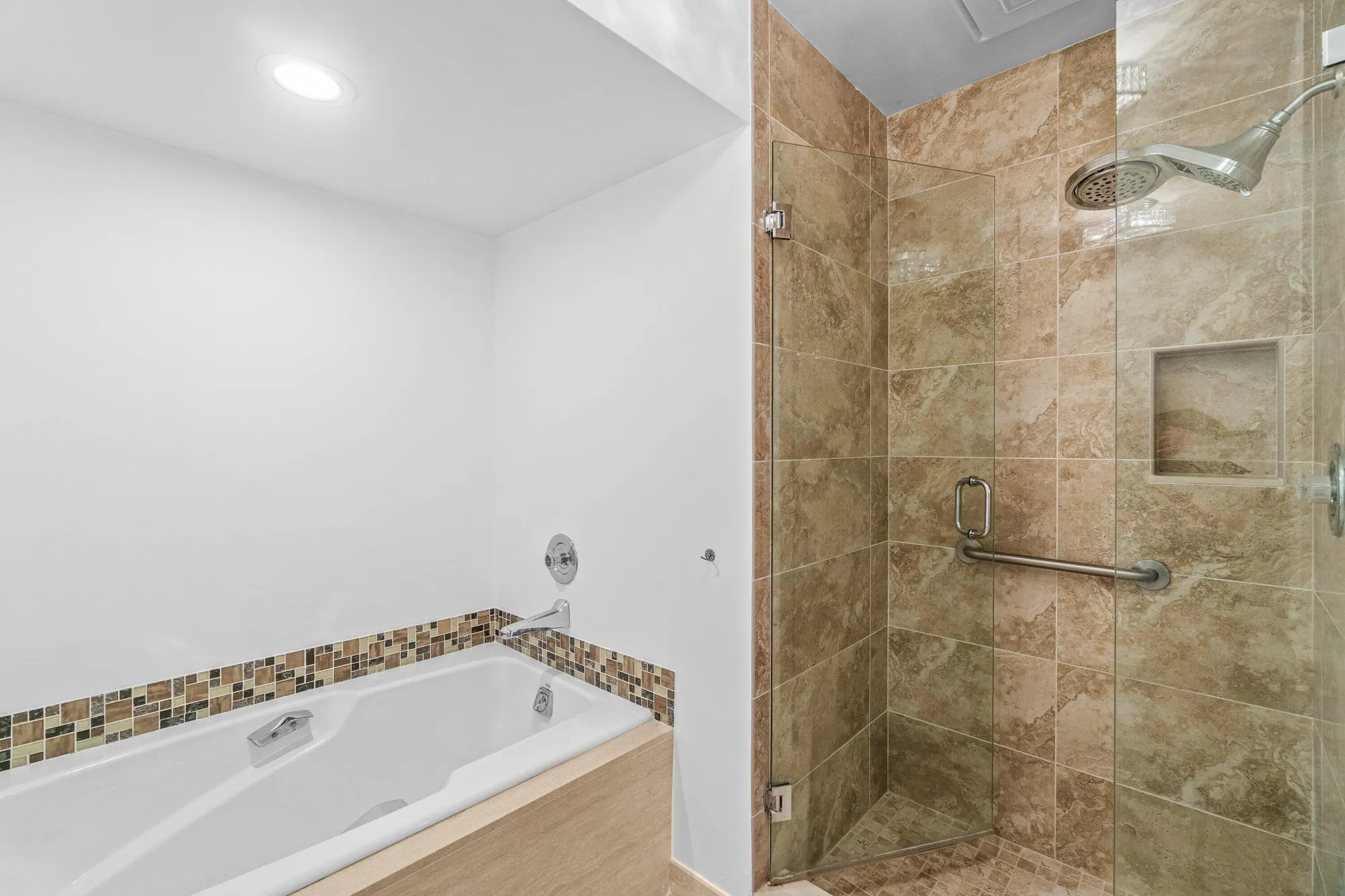 Property Slideshow image 27 of 57 | 23 eastgate dr b, Boynton Beach, FL, 33436