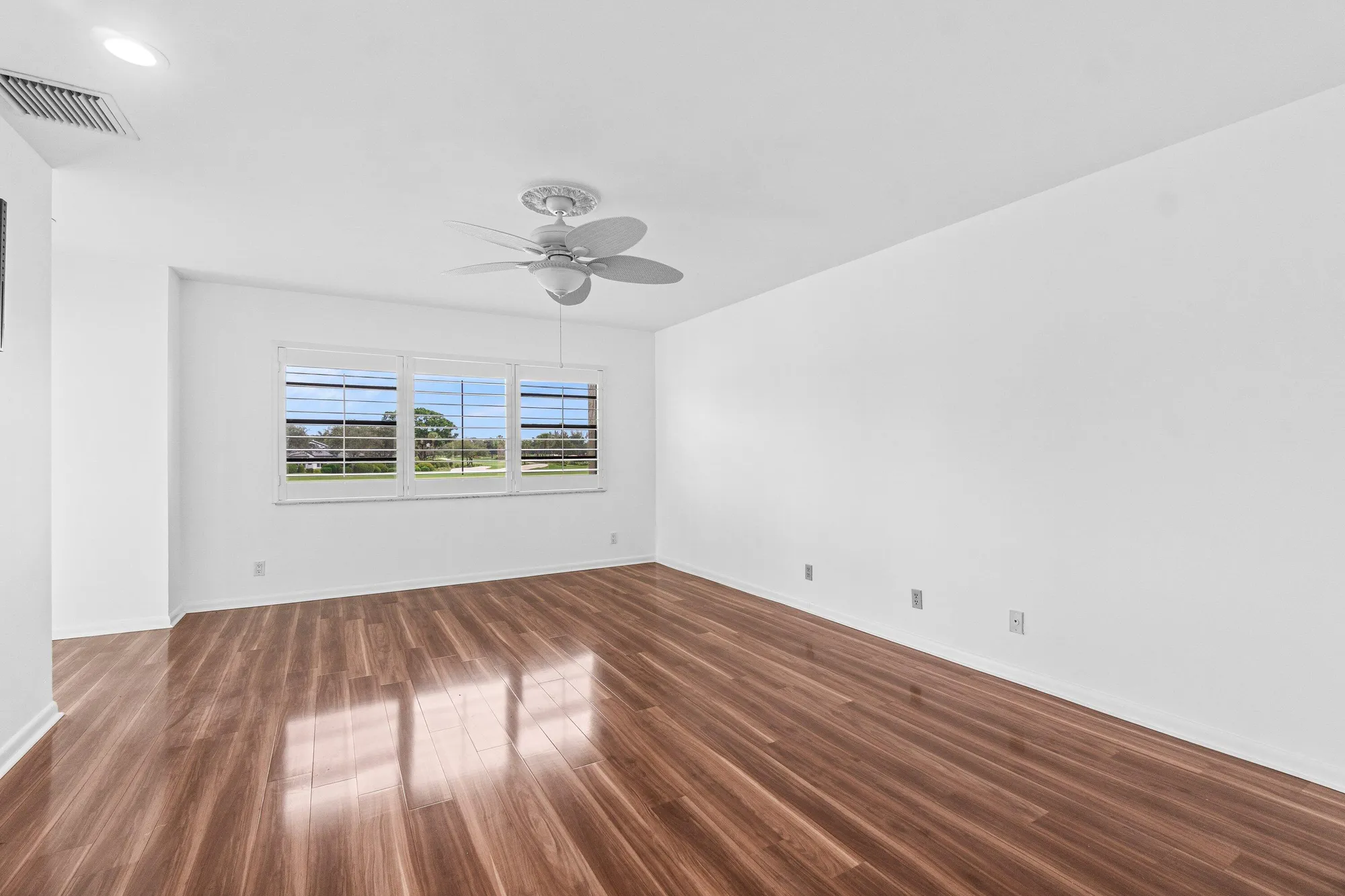 Property Slideshow image 22 of 57 | 23 eastgate dr b, Boynton Beach, FL, 33436