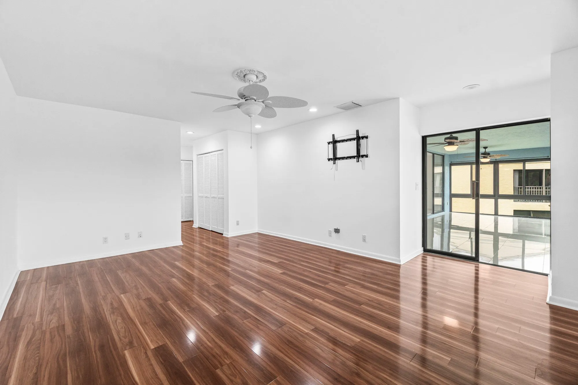 Property Slideshow image 21 of 57 | 23 eastgate dr b, Boynton Beach, FL, 33436