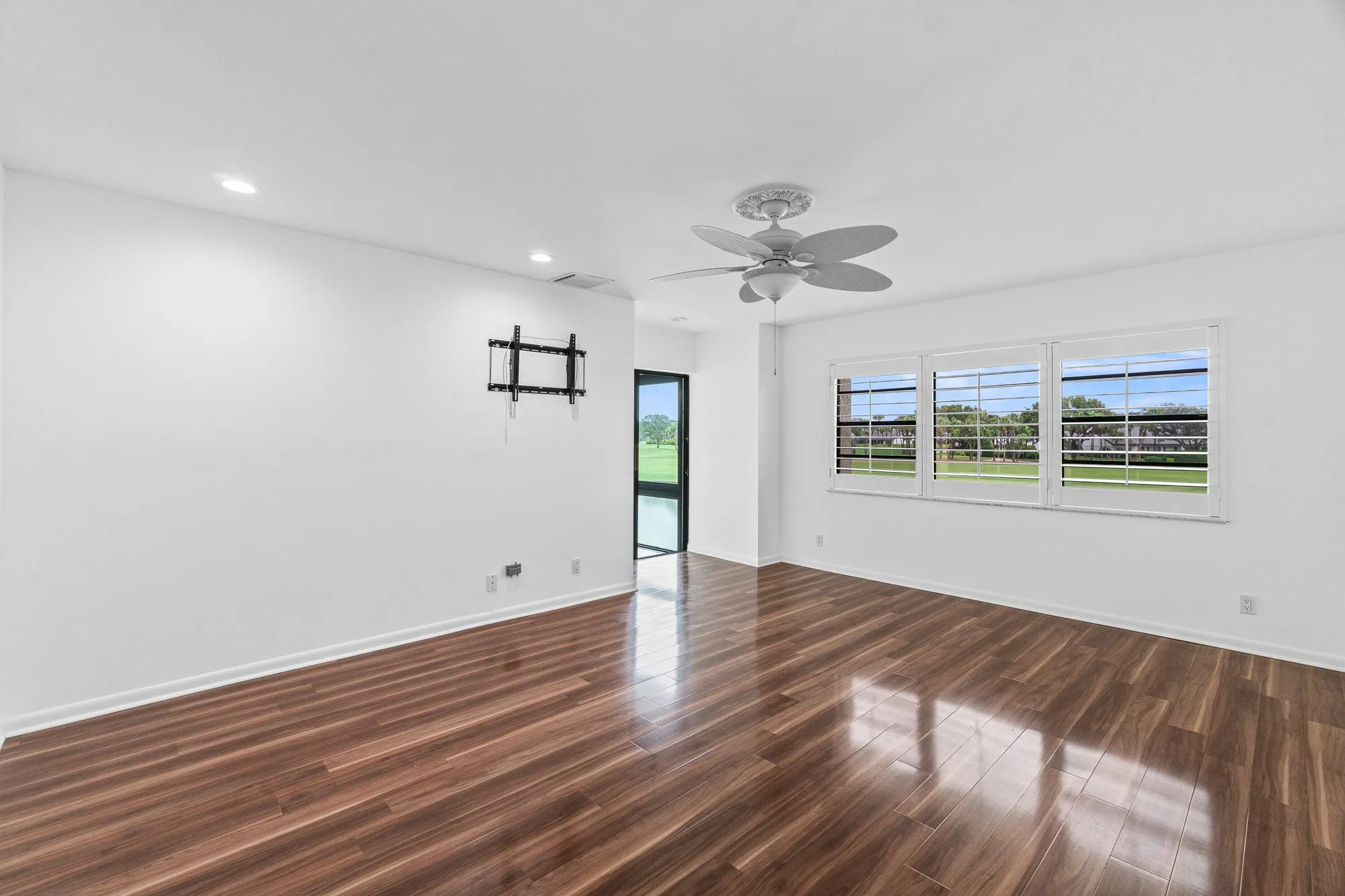 Property Slideshow image 20 of 57 | 23 eastgate dr b, Boynton Beach, FL, 33436