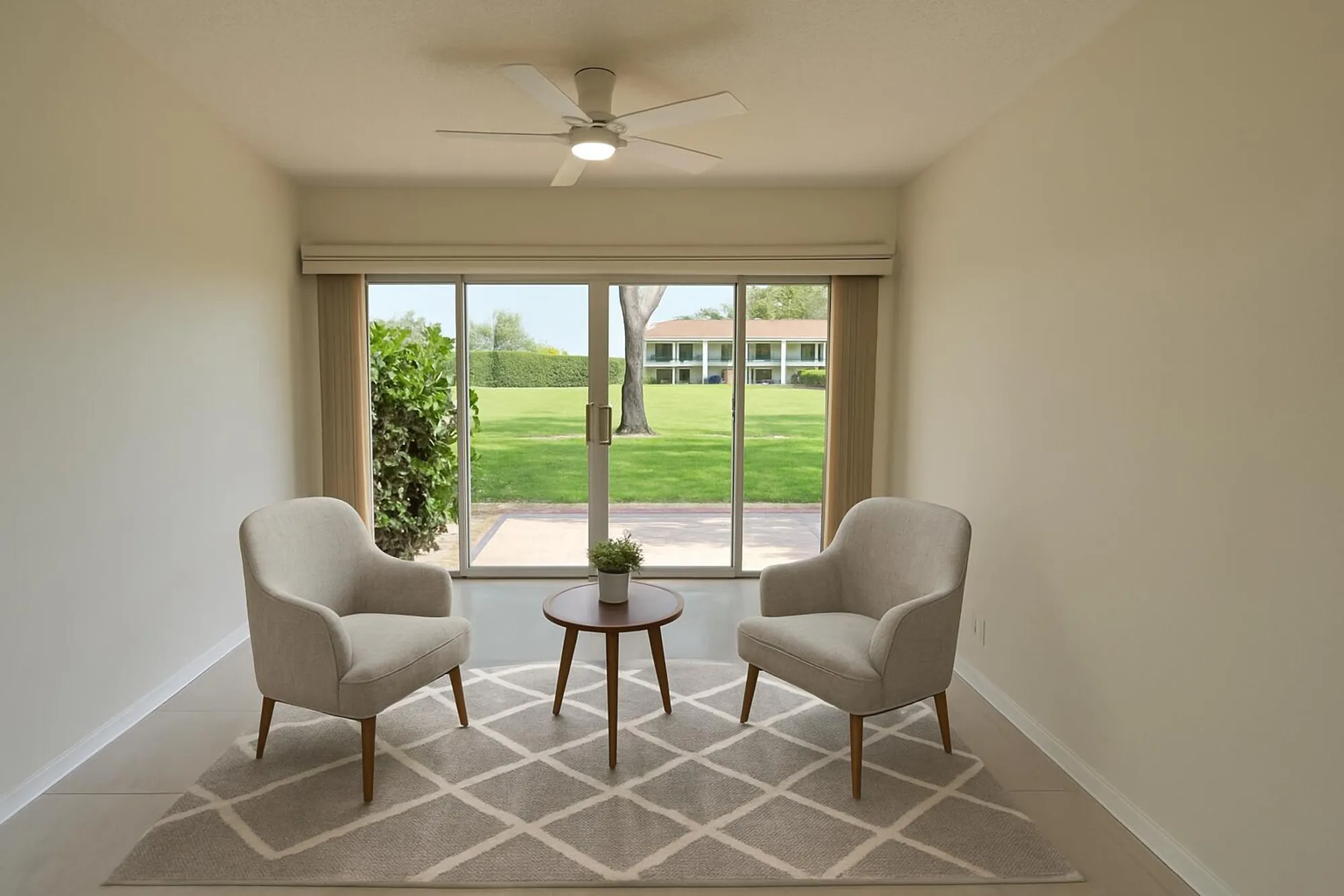 Property Slideshow image 8 of 25 | 5622 royal lake cir, Boynton Beach, FL, 33437