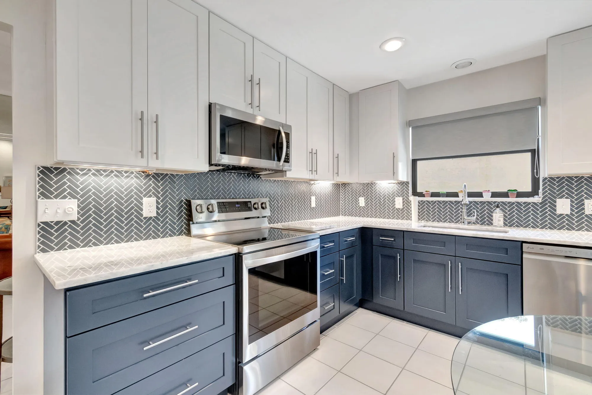 Property Slideshow image 5 of 59 | 1395 nw 23rd ln, Delray Beach, FL, 33445