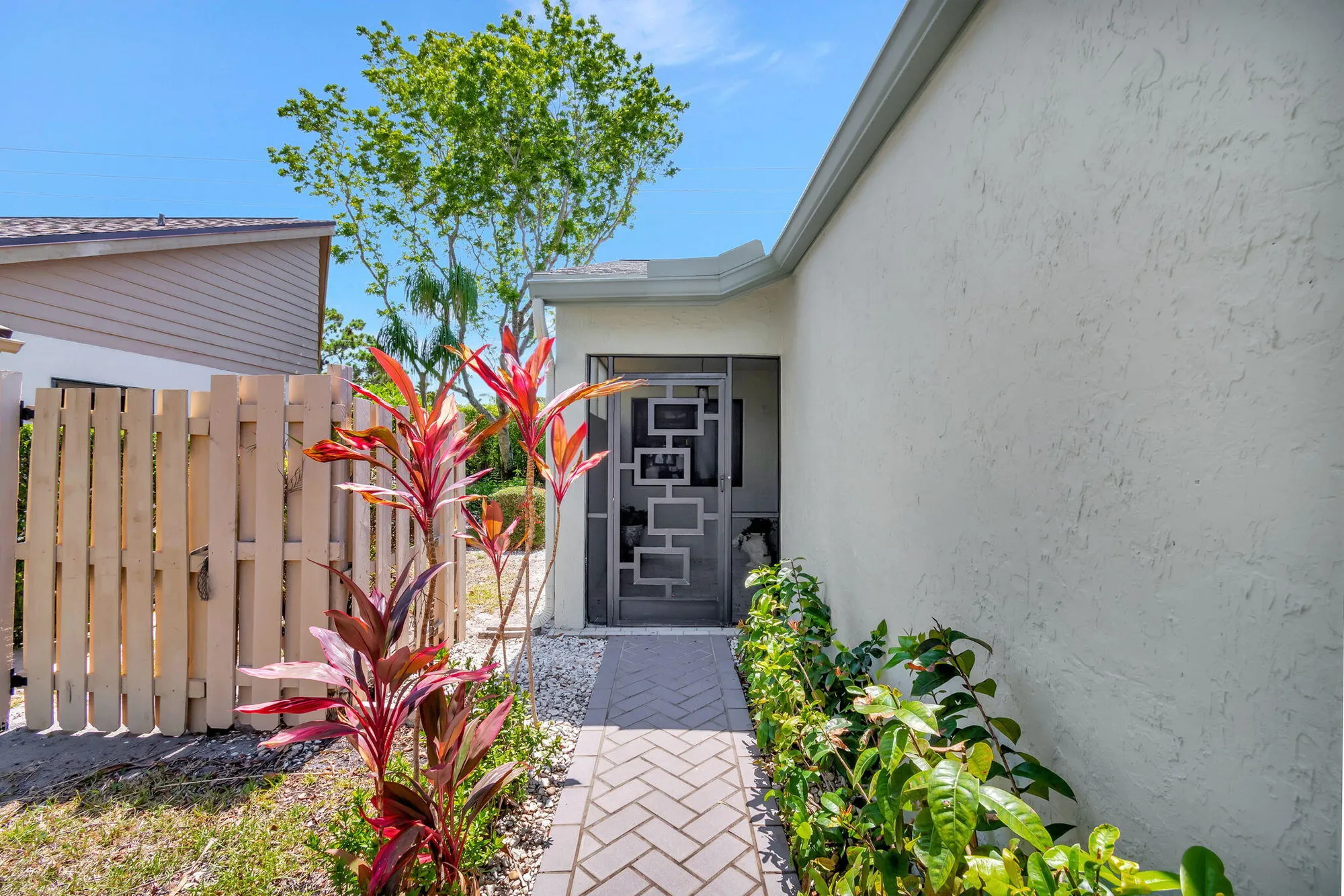 Property Slideshow image 2 of 59 | 1395 nw 23rd ln, Delray Beach, FL, 33445
