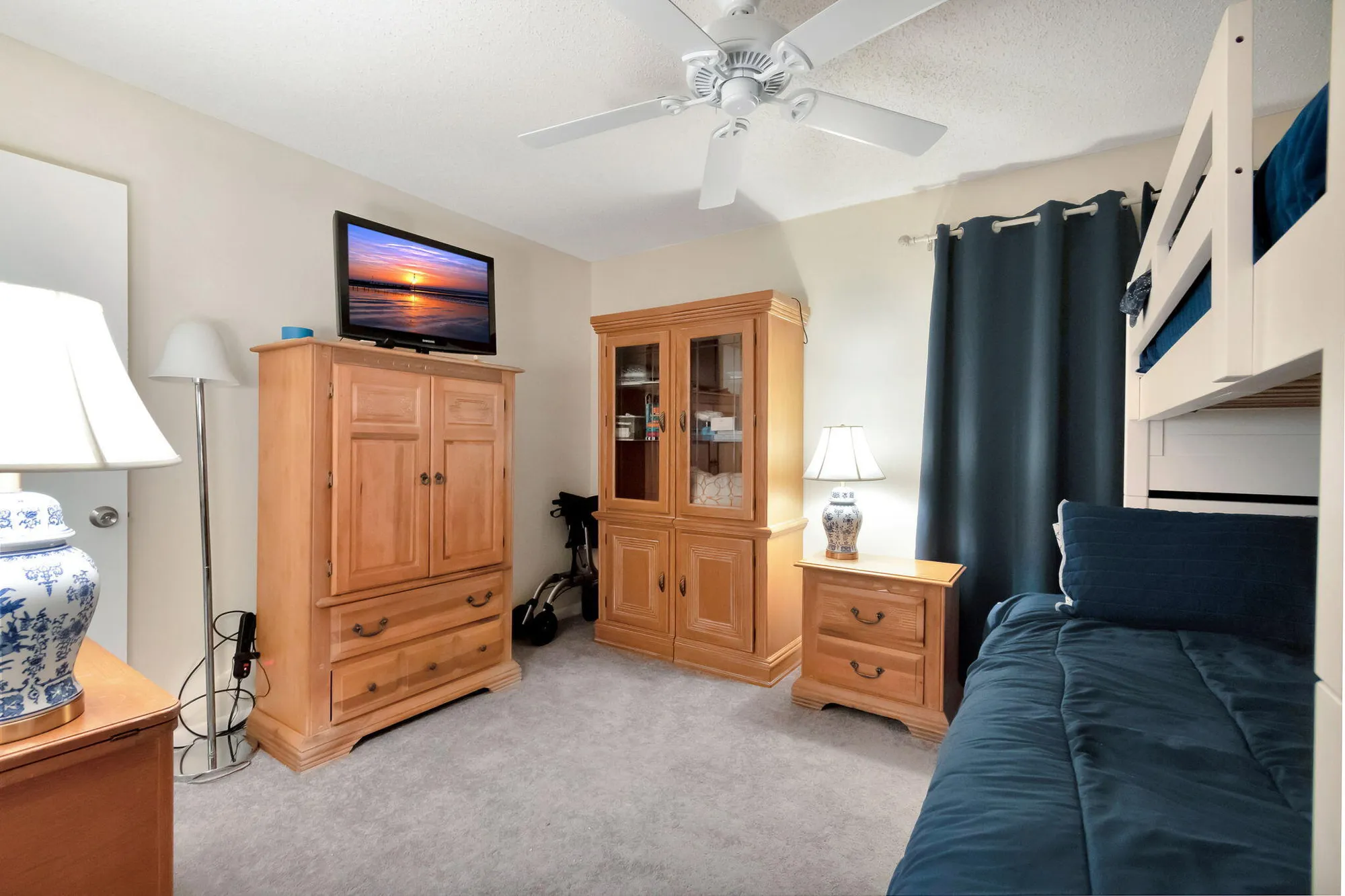 Property Slideshow image 23 of 59 | 1395 nw 23rd ln, Delray Beach, FL, 33445