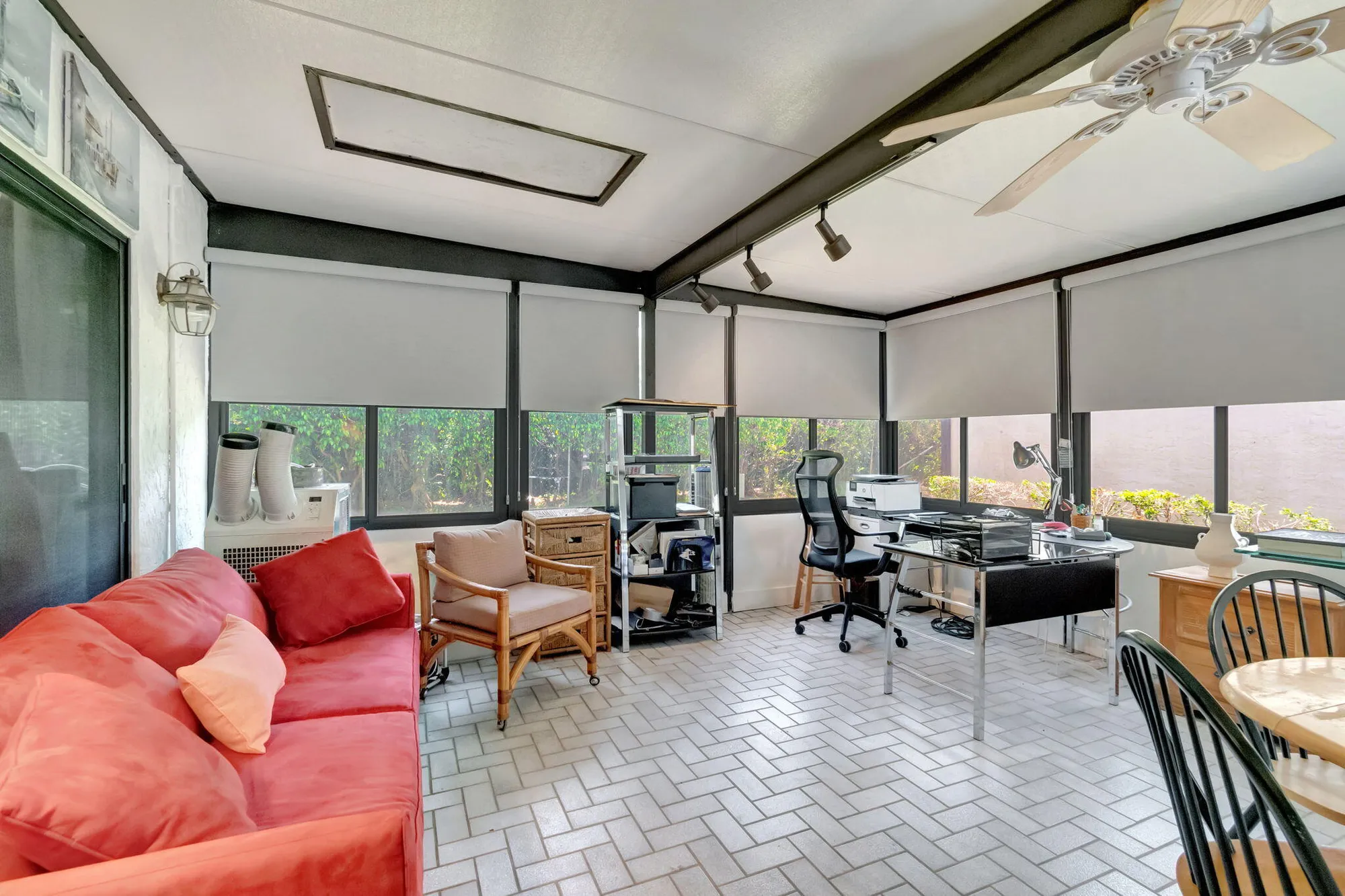 Property Slideshow image 24 of 59 | 1395 nw 23rd ln, Delray Beach, FL, 33445