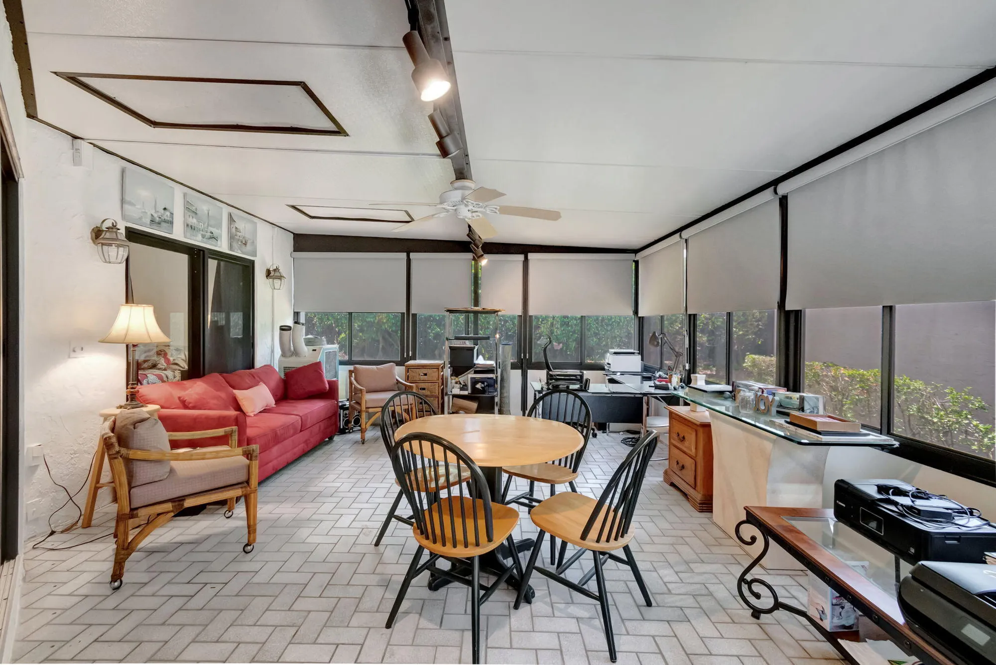 Property Slideshow image 27 of 59 | 1395 nw 23rd ln, Delray Beach, FL, 33445