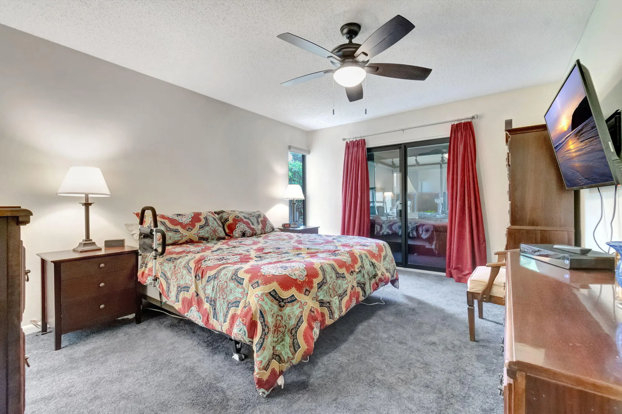 Property Slideshow image 16 of 59 | 1395 nw 23rd ln, Delray Beach, FL, 33445
