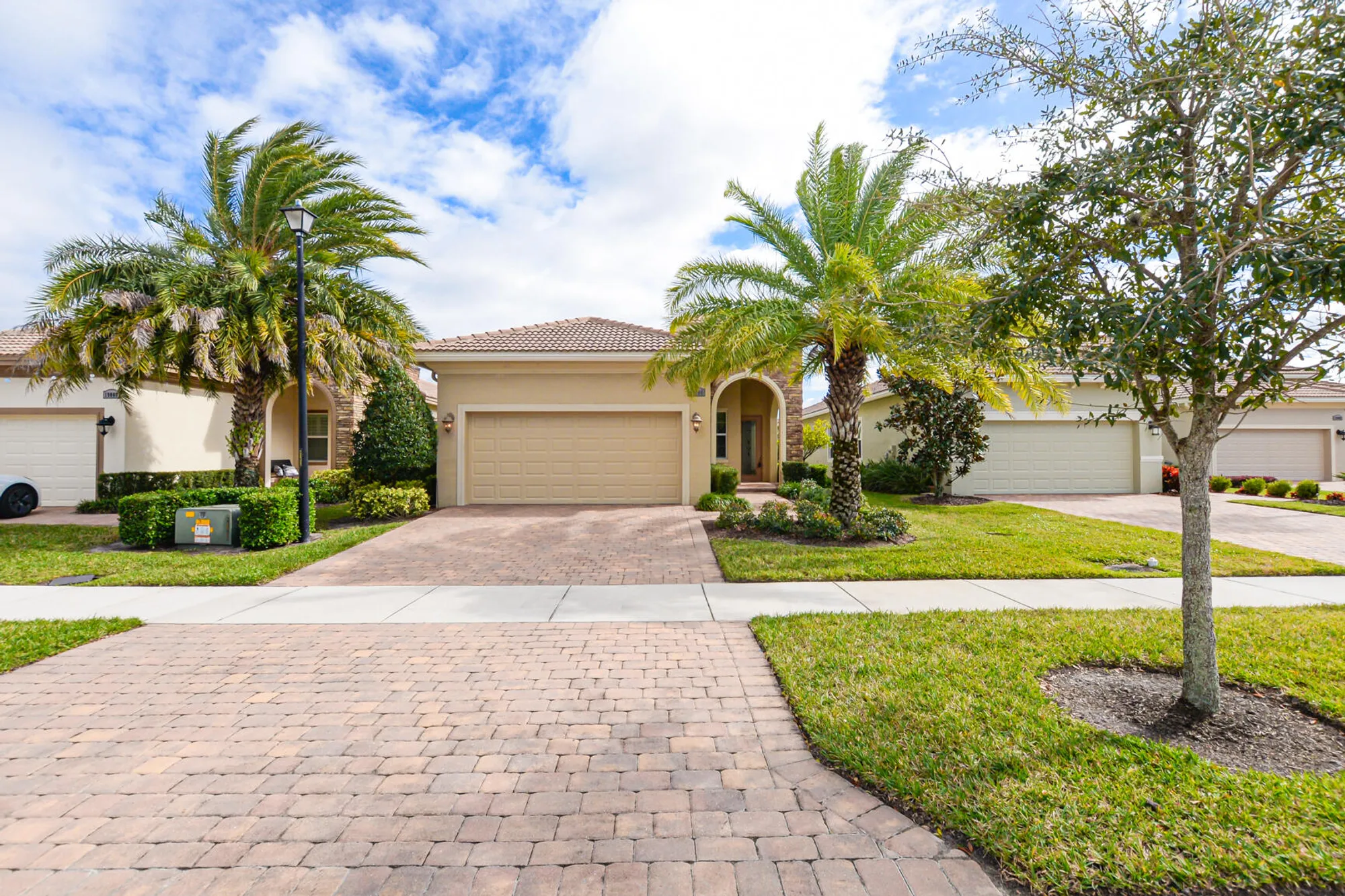 Property Slideshow image 4 of 96 | 19006 sw positano way, Port Saint Lucie, FL, 34986