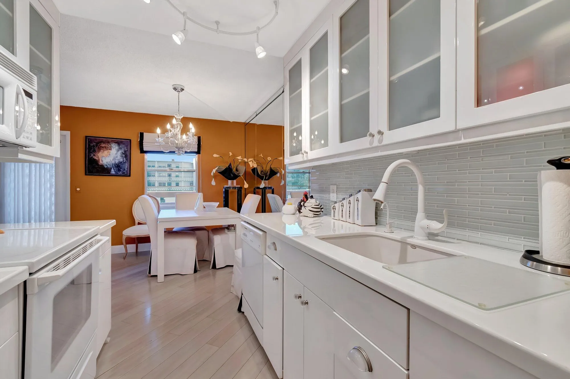 Property Slideshow image 19 of 82 | 2026 cornwall b, Boca Raton, FL, 33434