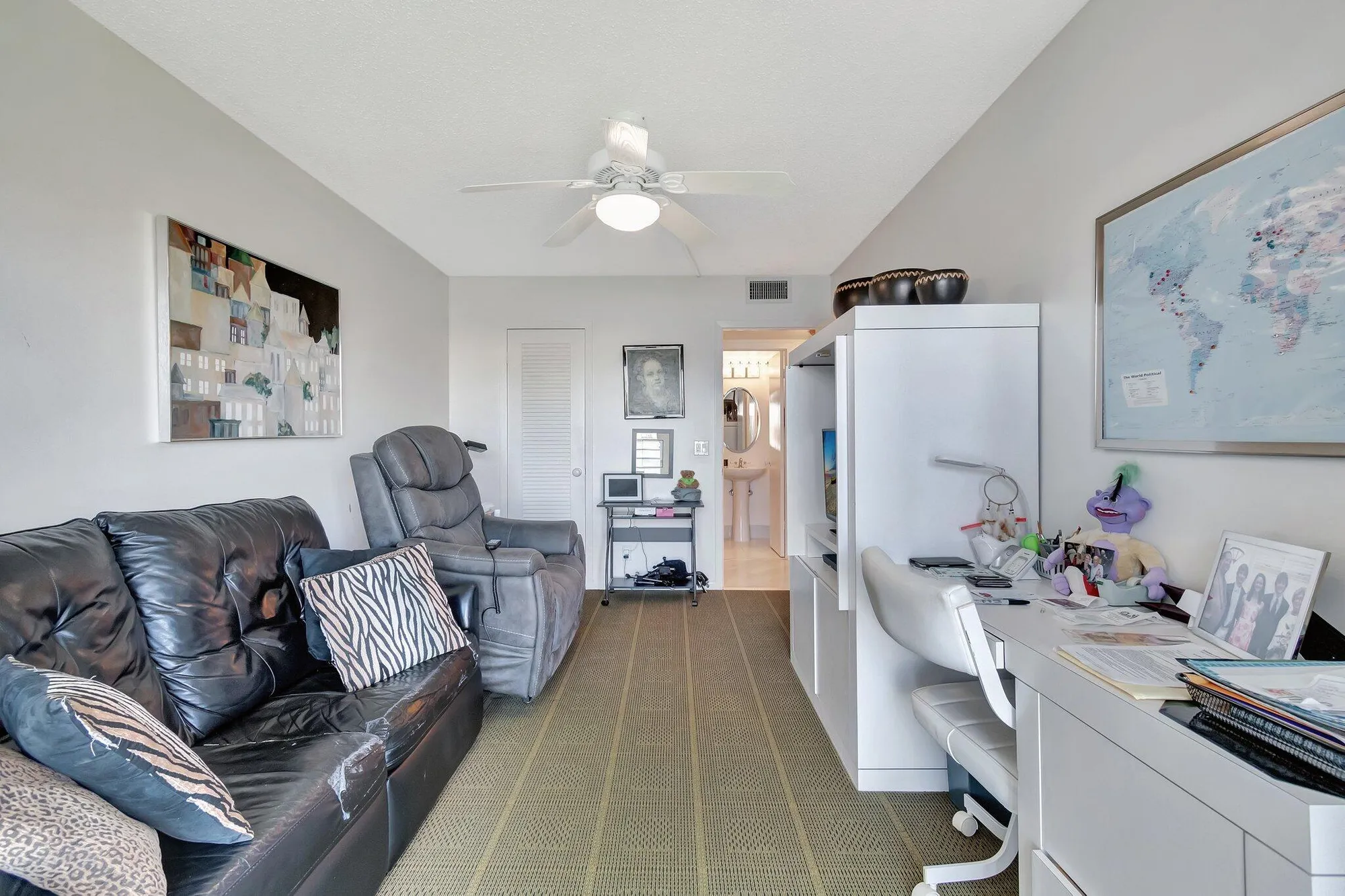 Property Slideshow image 32 of 82 | 2026 cornwall b, Boca Raton, FL, 33434