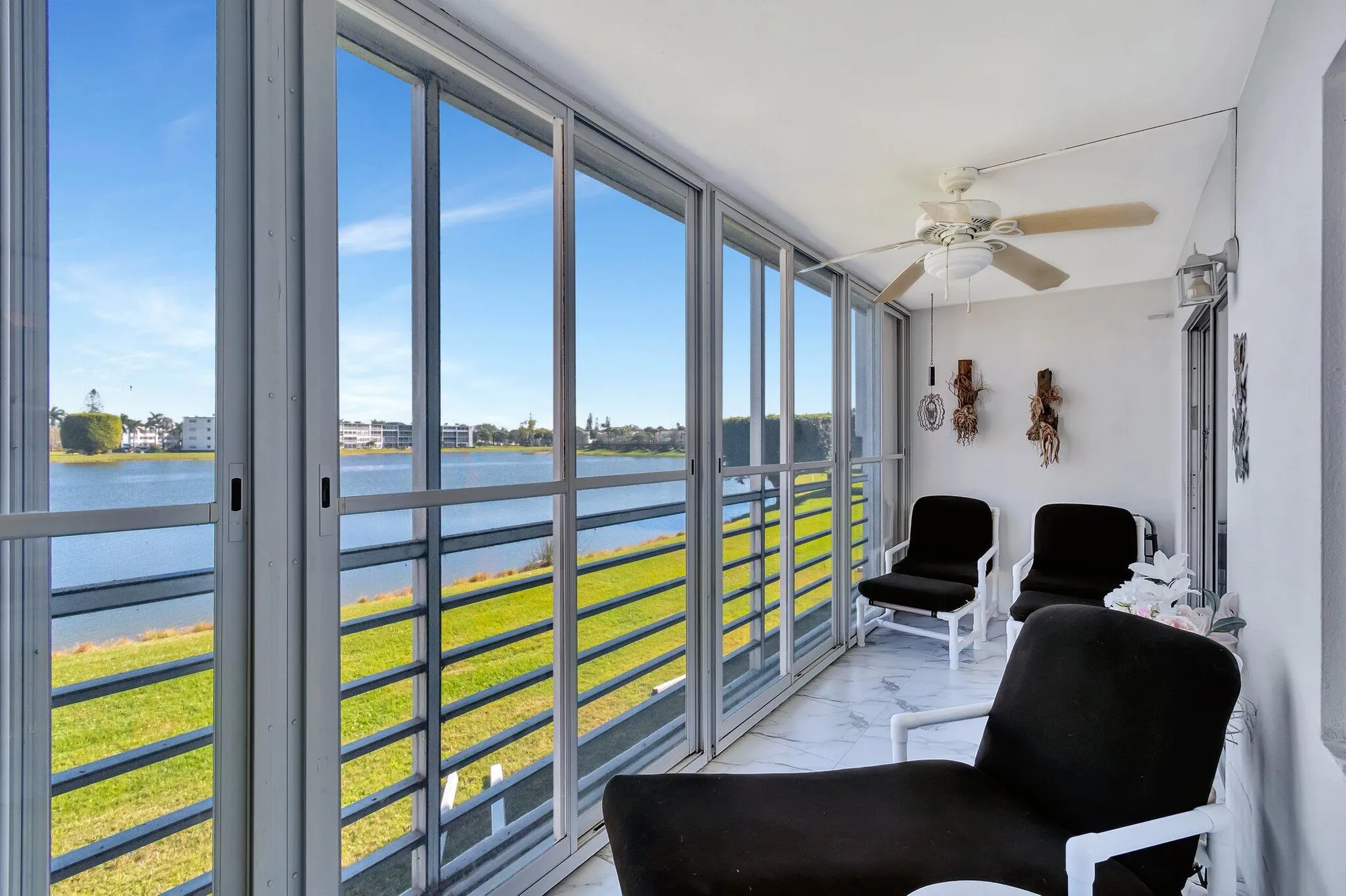 Property Slideshow image 35 of 82 | 2026 cornwall b, Boca Raton, FL, 33434