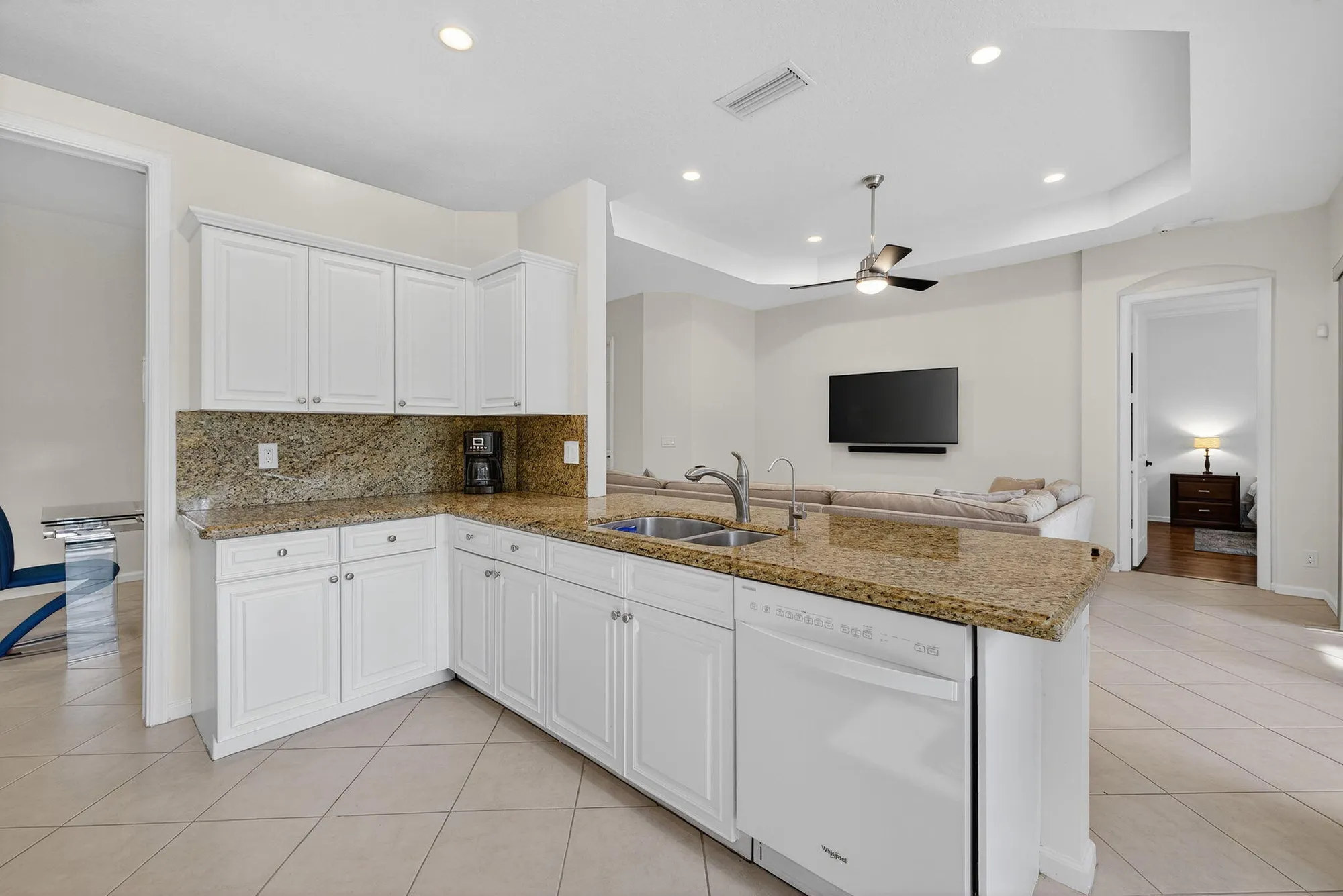 Property Slideshow image 12 of 47 | 8828 sandown way, Boynton Beach, FL, 33472