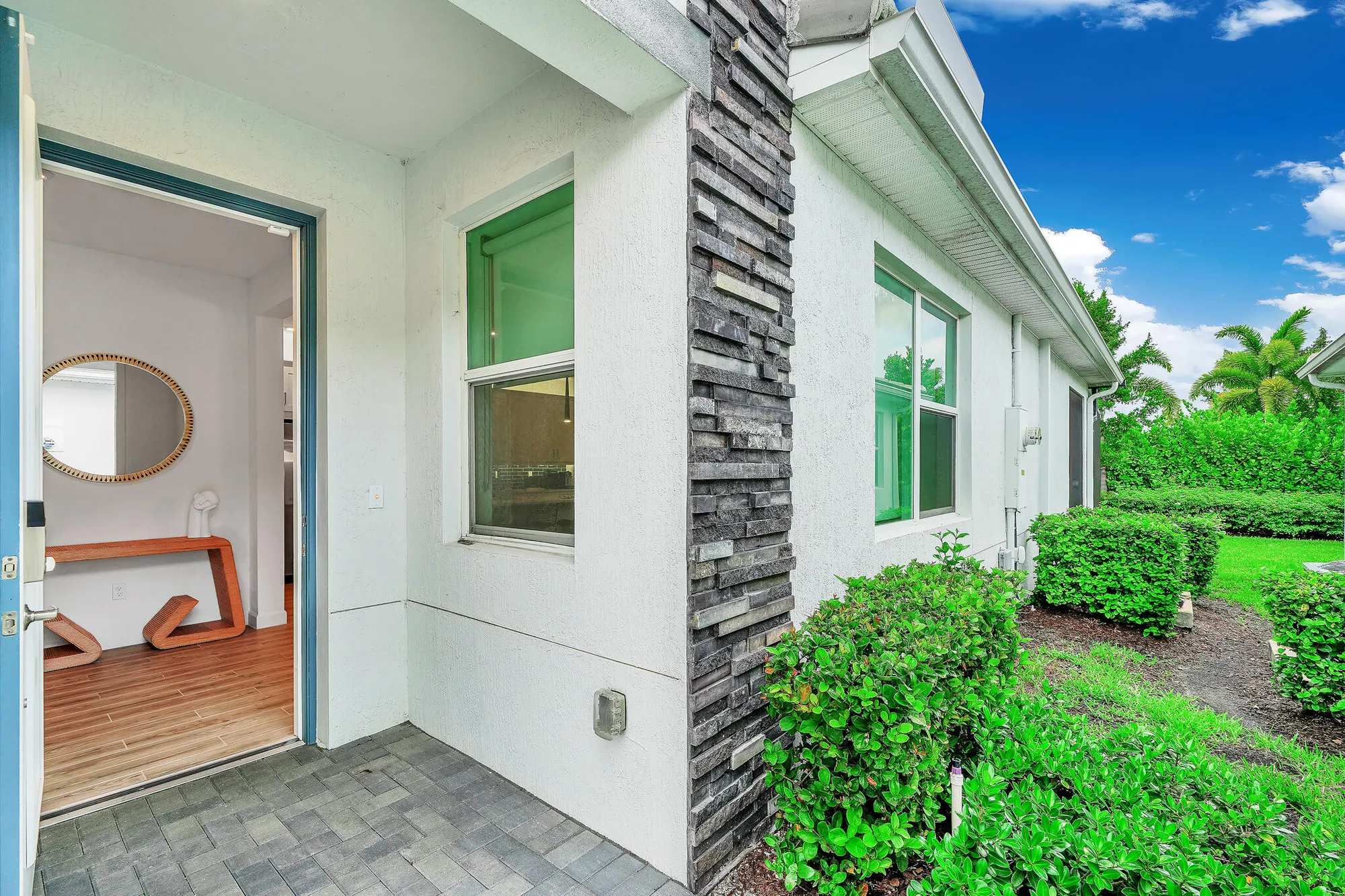 Property Slideshow image 5 of 68 | 10219 sw corvus ln, Port Saint Lucie, FL, 34987