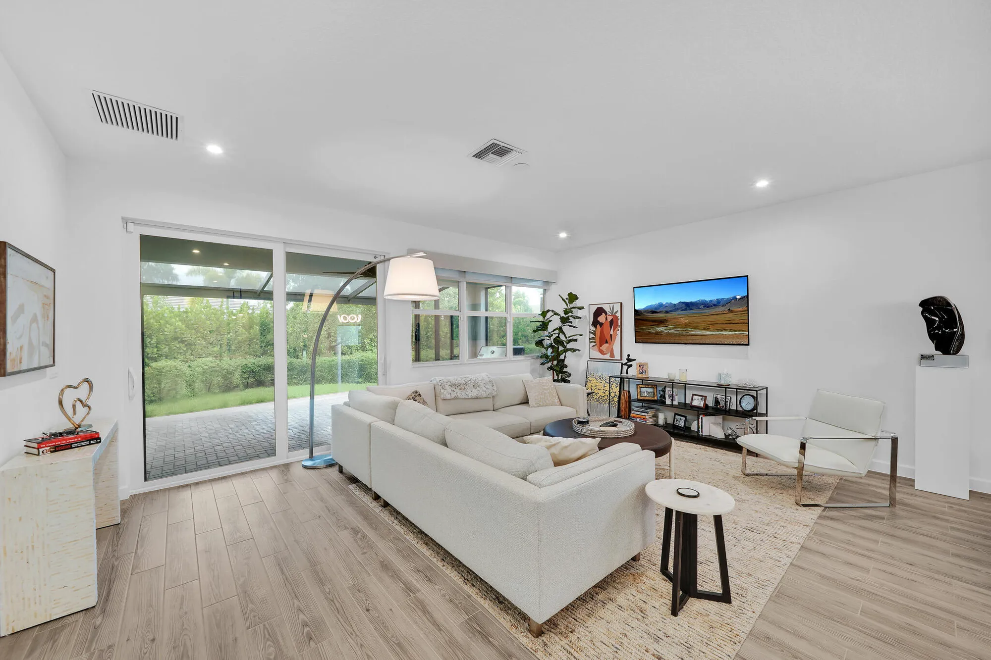 Property Slideshow image 15 of 68 | 10219 sw corvus ln, Port Saint Lucie, FL, 34987