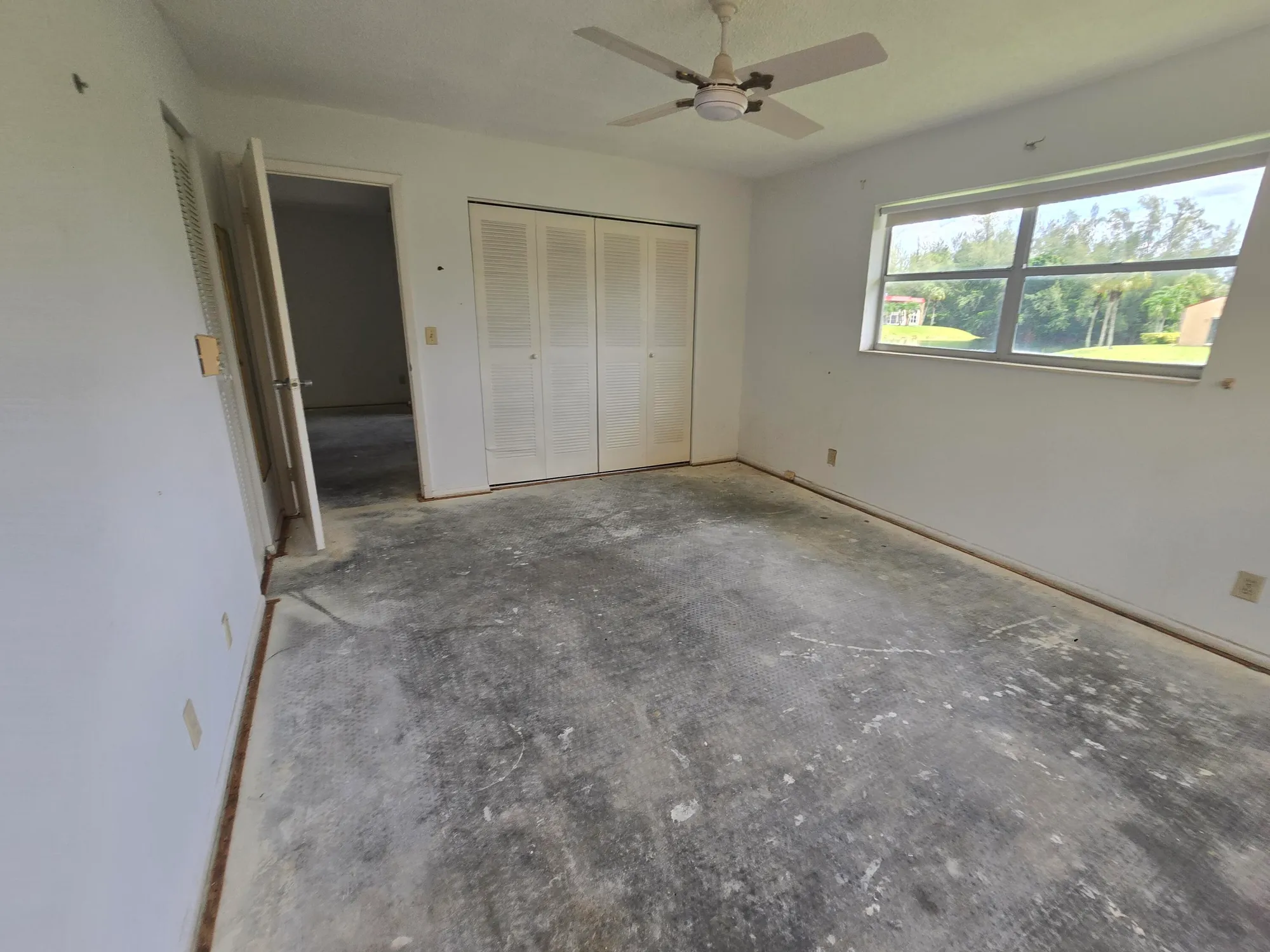 Property Slideshow image 20 of 31 | 449 lake helen dr, West Palm Beach, FL, 33411