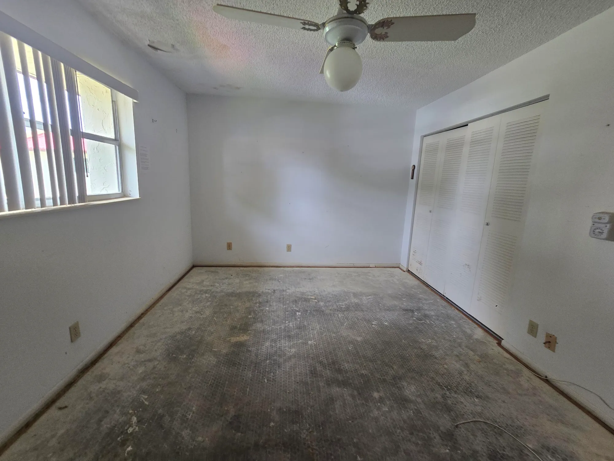 Property Slideshow image 6 of 31 | 449 lake helen dr, West Palm Beach, FL, 33411