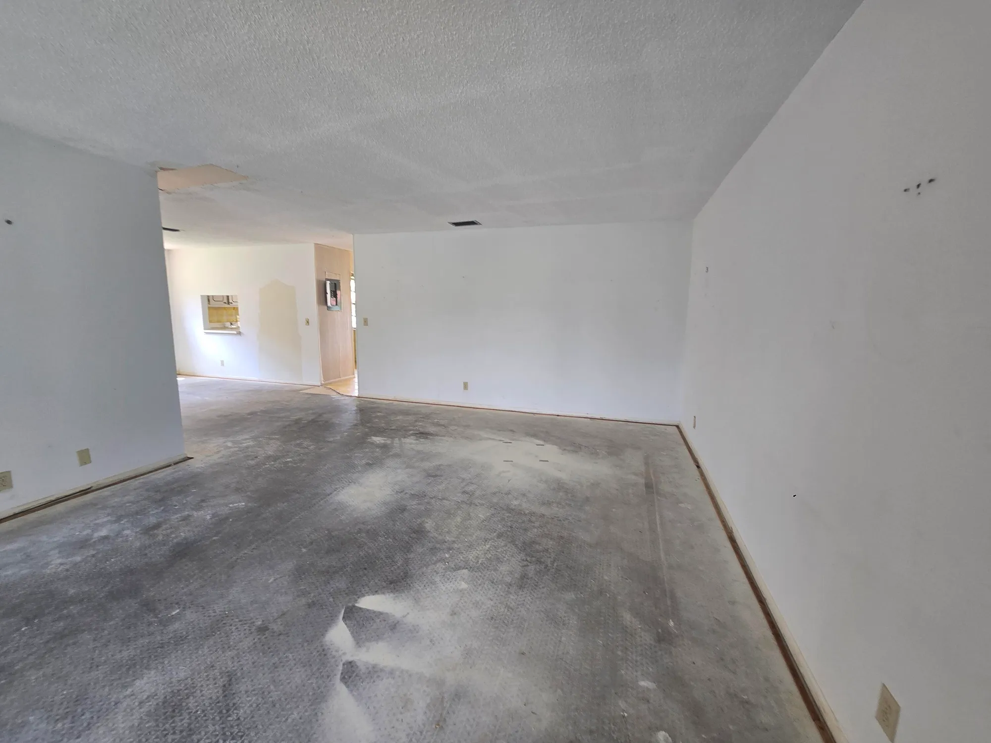 Property Slideshow image 18 of 31 | 449 lake helen dr, West Palm Beach, FL, 33411