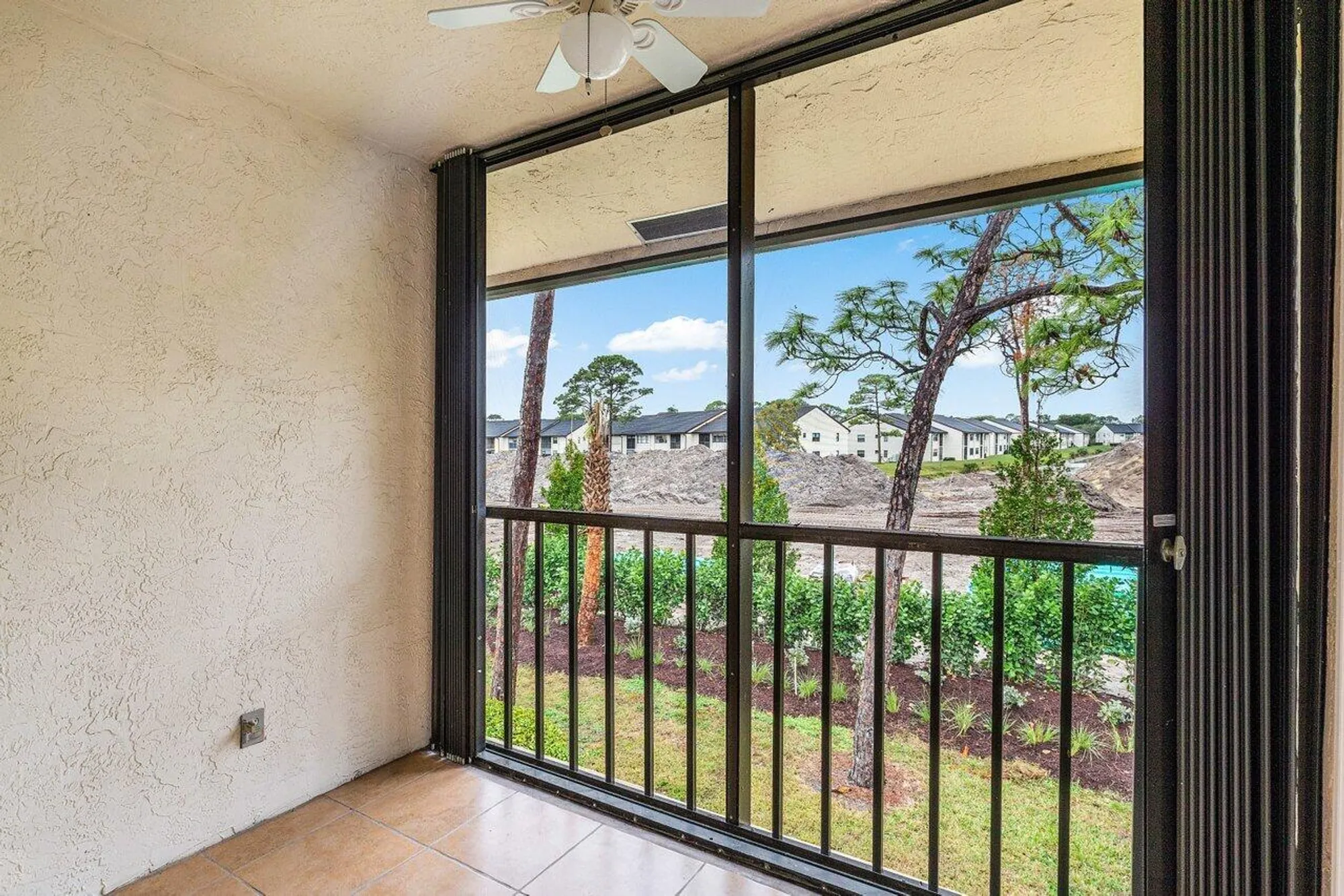 Property Slideshow image 21 of 31 | 4689 lucerne lakes blvd 203, Greenacres, FL, 33467