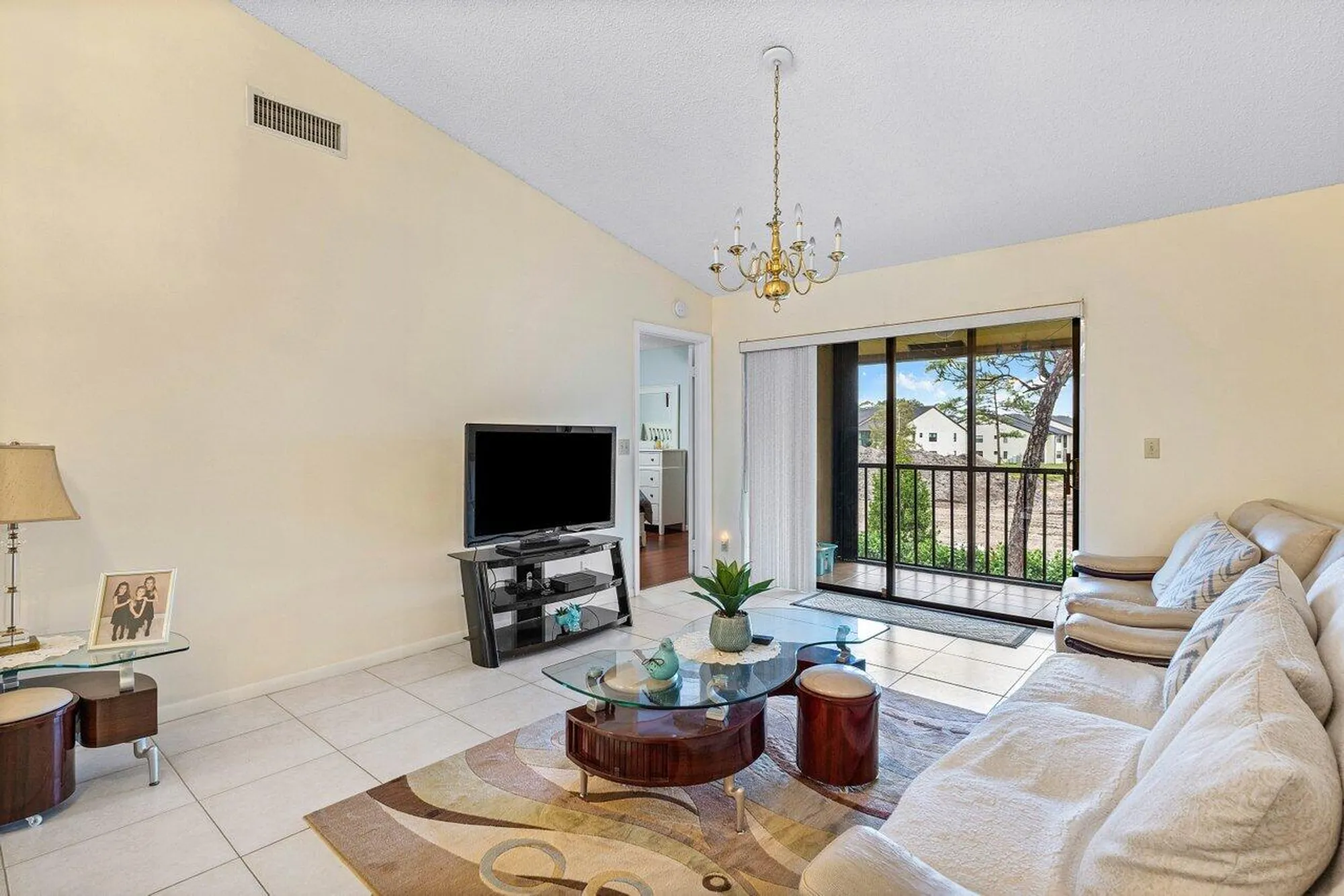 Property Slideshow image 10 of 31 | 4689 lucerne lakes blvd 203, Greenacres, FL, 33467