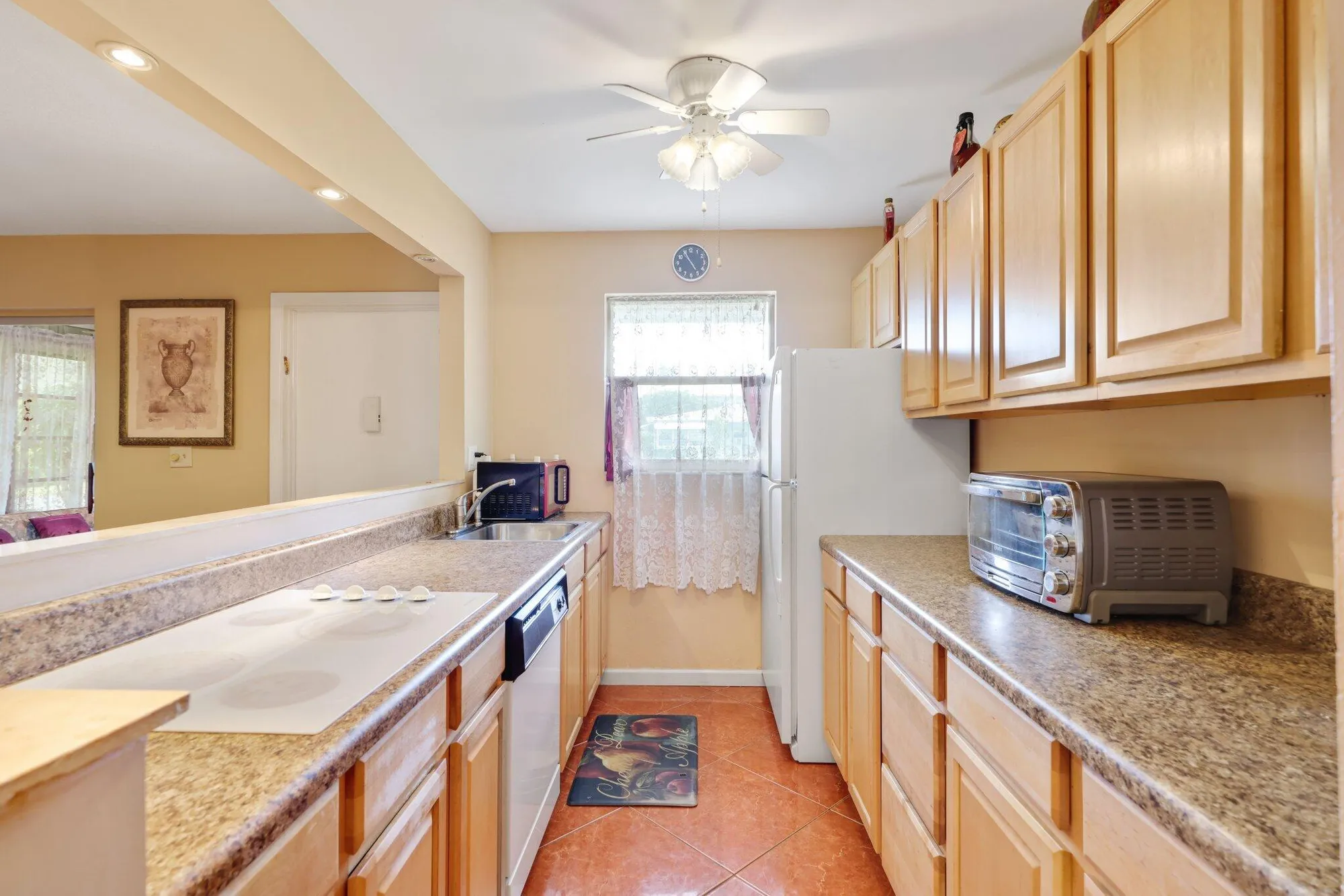 Property Slideshow image 17 of 49 | 195 high point ter d, Delray Beach, FL, 33445