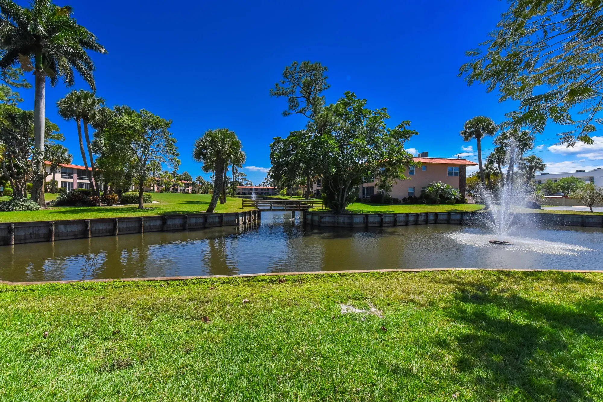 Property Slideshow image 7 of 44 | 1917 sw palm city rd i, Stuart, FL, 34994