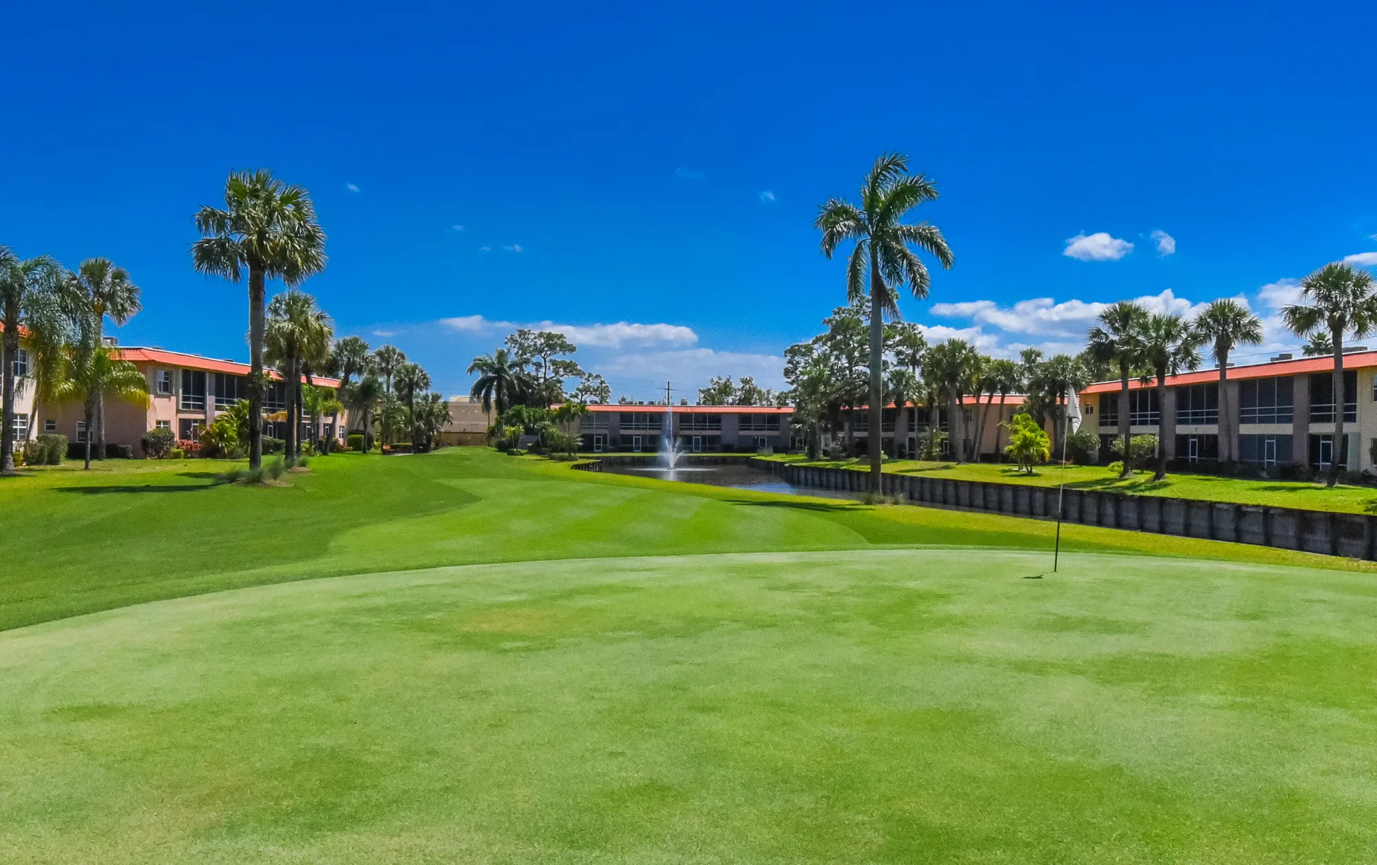 Property Slideshow image 8 of 44 | 1917 sw palm city rd i, Stuart, FL, 34994