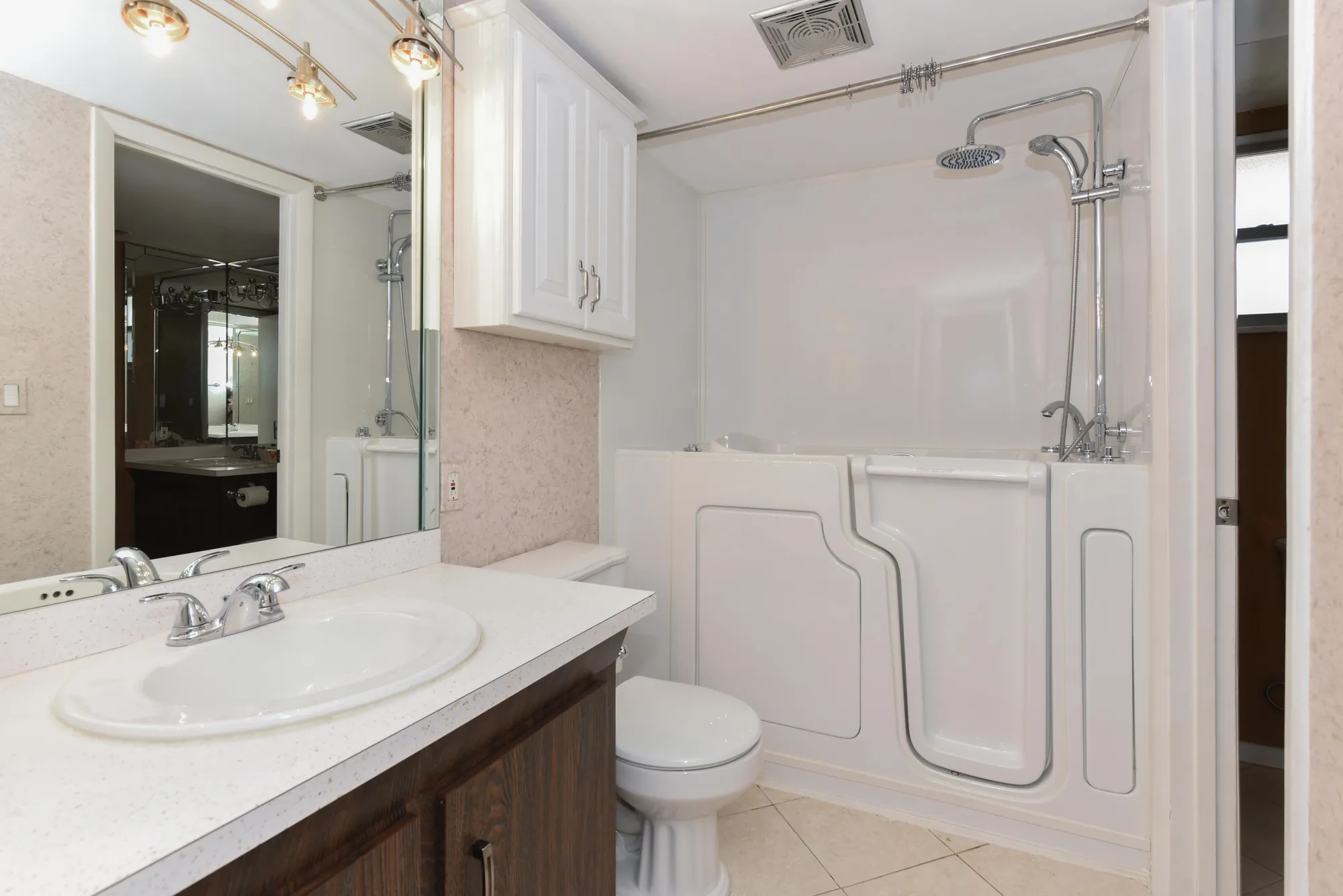 Property Slideshow image 35 of 44 | 1917 sw palm city rd i, Stuart, FL, 34994