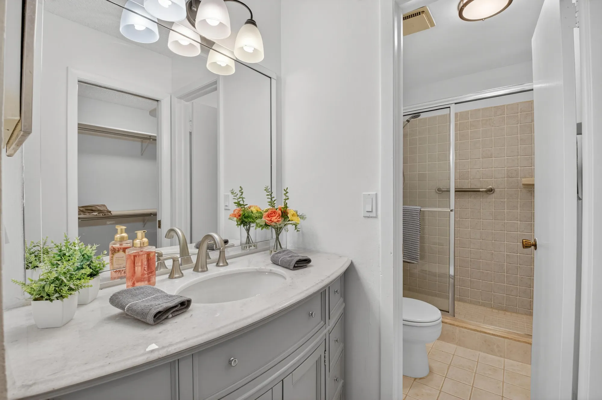 Property Slideshow image 19 of 56 | 714 nw 27th ave a, Delray Beach, FL, 33445