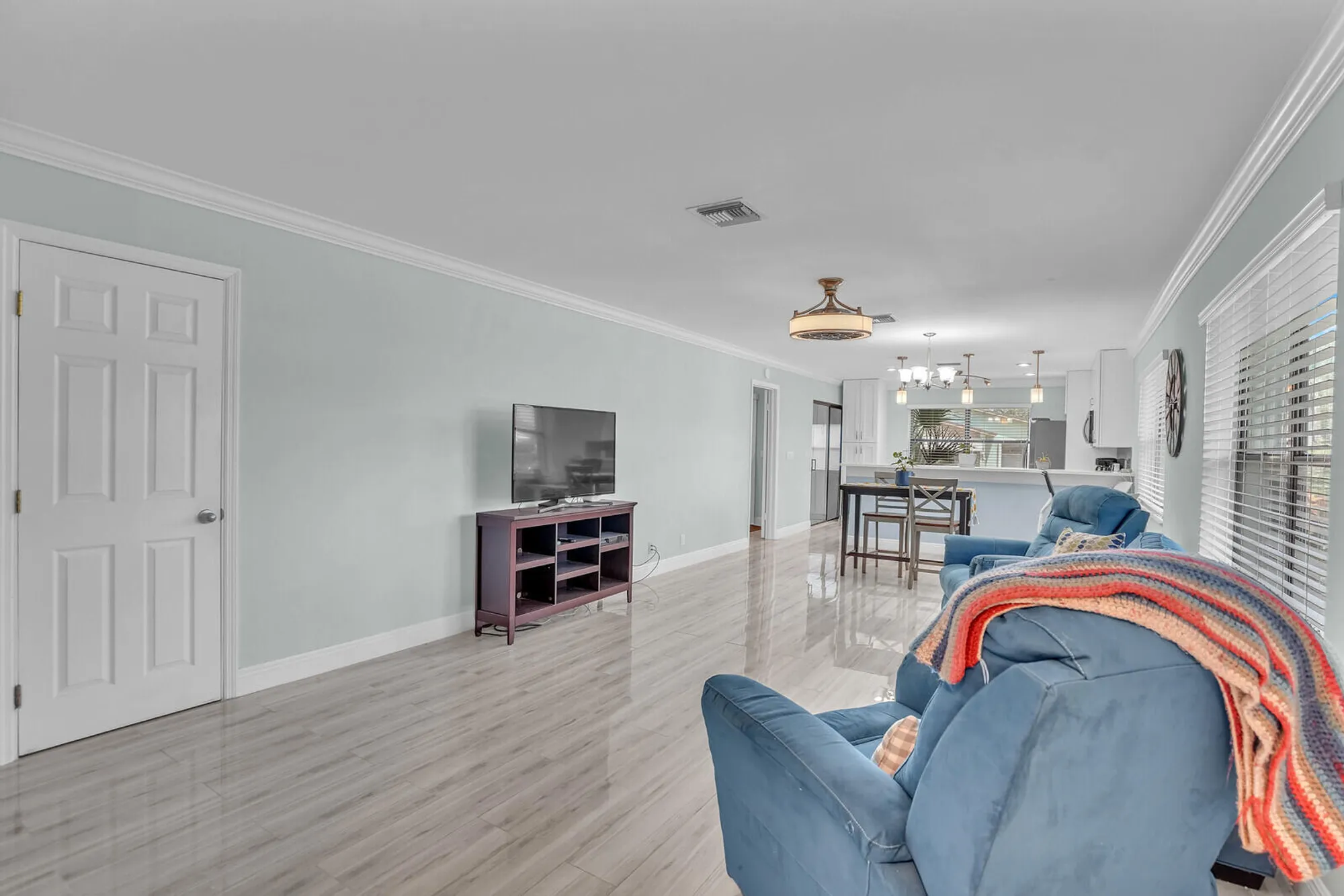 Property Slideshow image 8 of 32 | 1737 palmland dr, Boynton Beach, FL, 33436