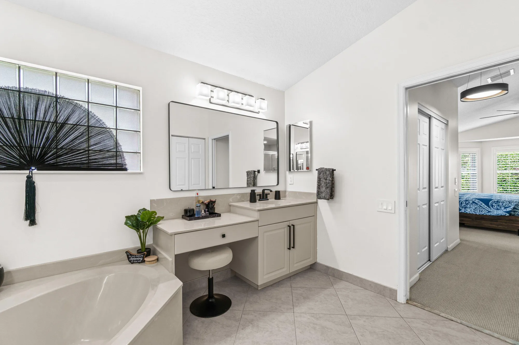 Property Slideshow image 24 of 55 | 5361 angel wing dr, Boynton Beach, FL, 33437