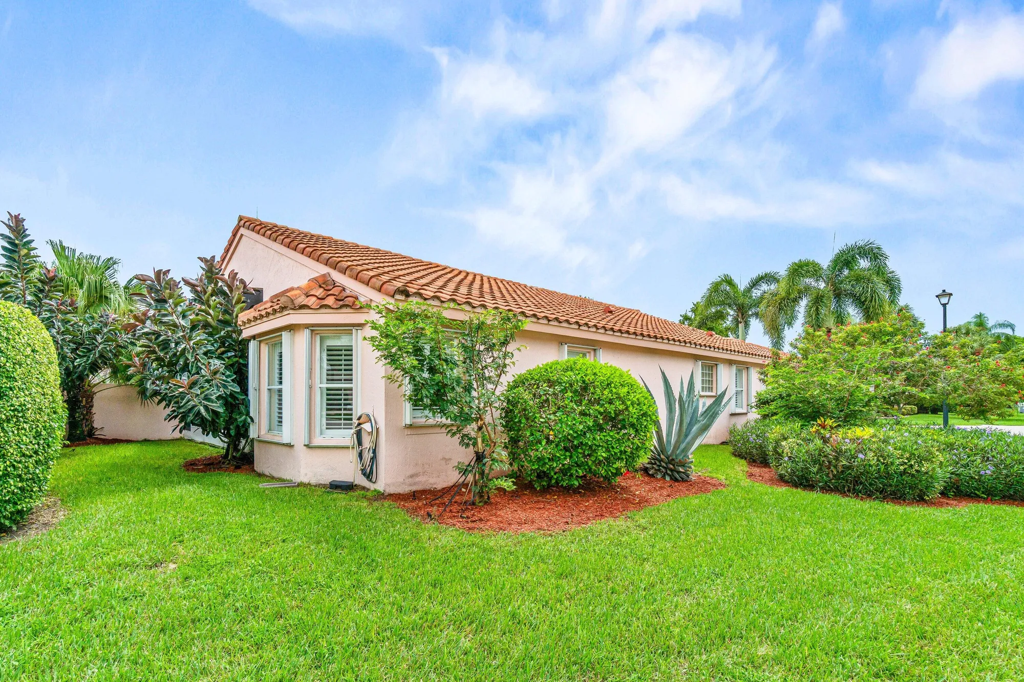 Property Slideshow image 36 of 55 | 5361 angel wing dr, Boynton Beach, FL, 33437