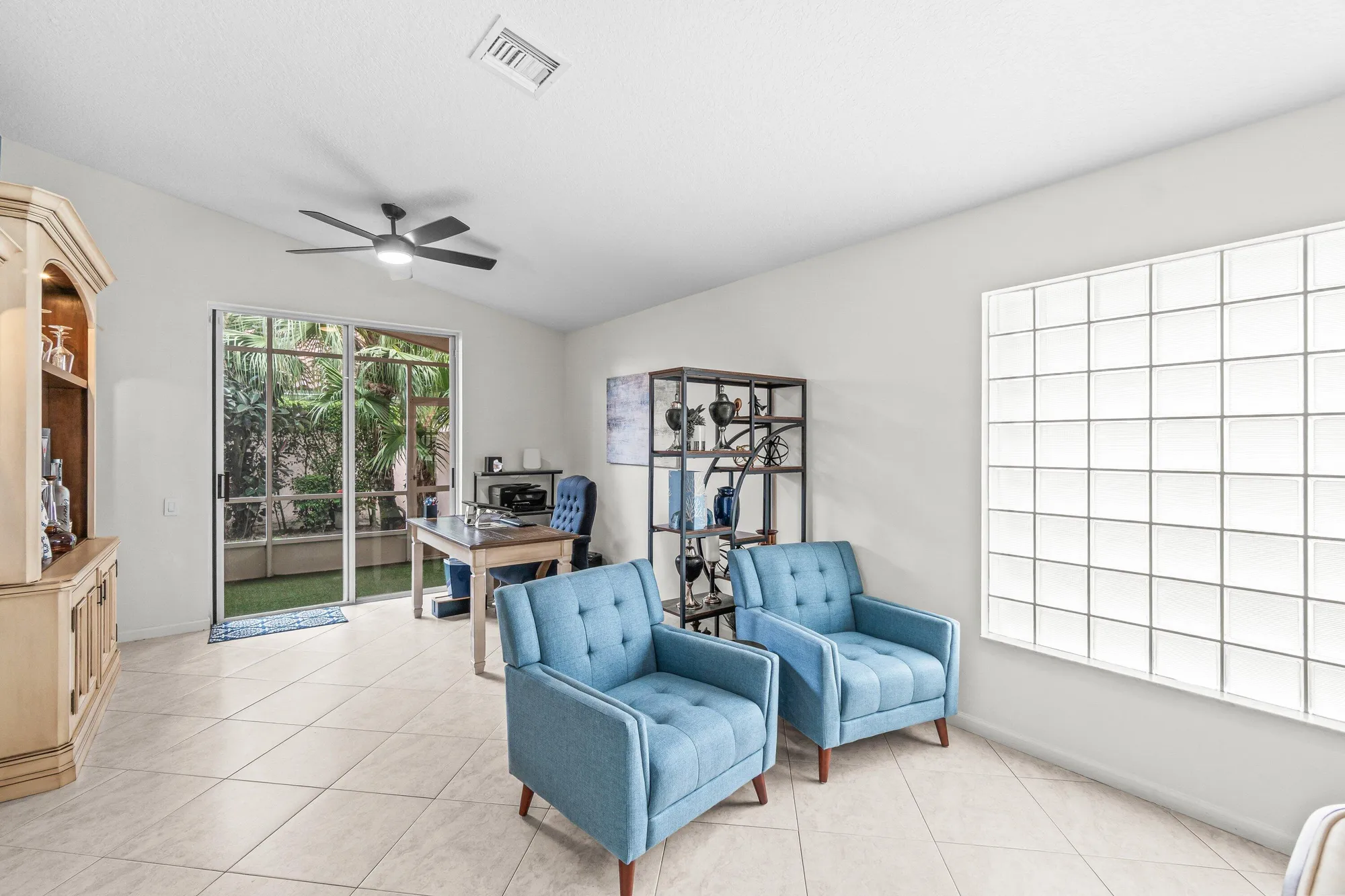 Property Slideshow image 16 of 55 | 5361 angel wing dr, Boynton Beach, FL, 33437