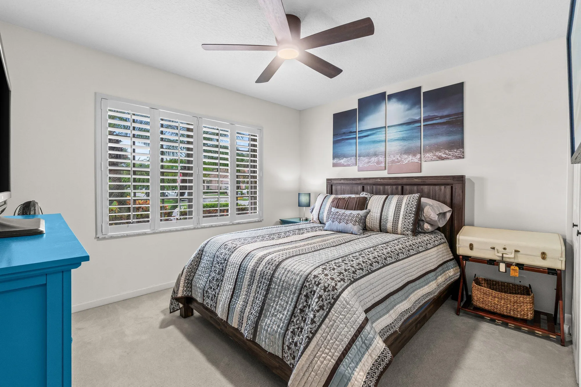 Property Slideshow image 25 of 55 | 5361 angel wing dr, Boynton Beach, FL, 33437