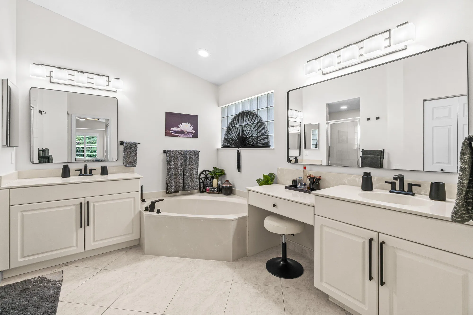 Property Slideshow image 22 of 55 | 5361 angel wing dr, Boynton Beach, FL, 33437