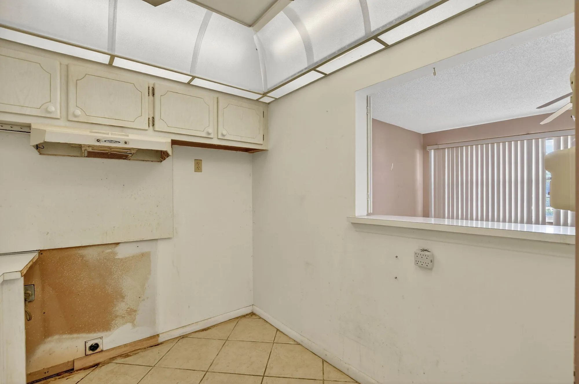 Property Slideshow image 11 of 18 | 1018 harwood c, Deerfield Beach, FL, 33442