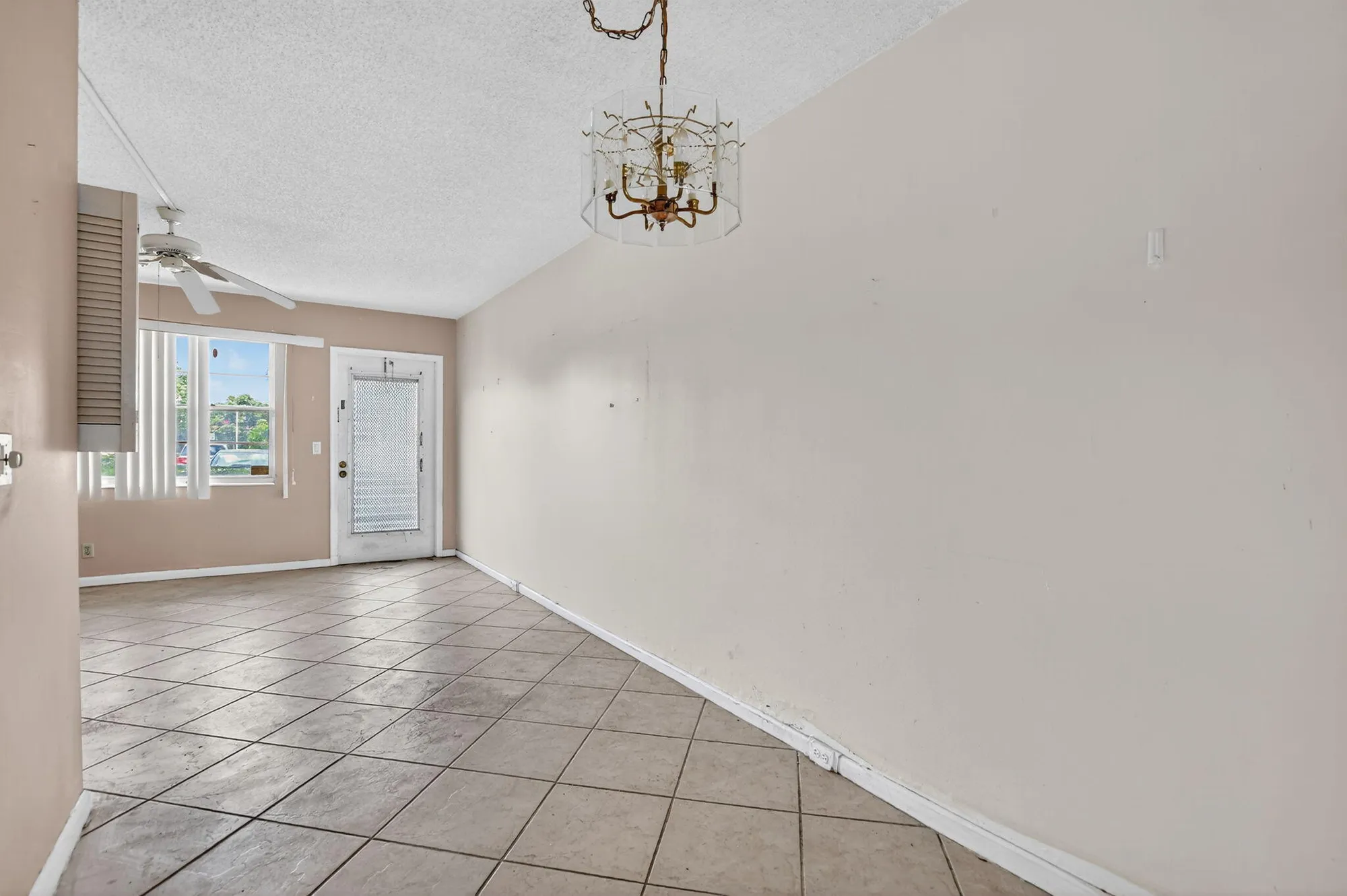 Property Slideshow image 4 of 18 | 1018 harwood c, Deerfield Beach, FL, 33442