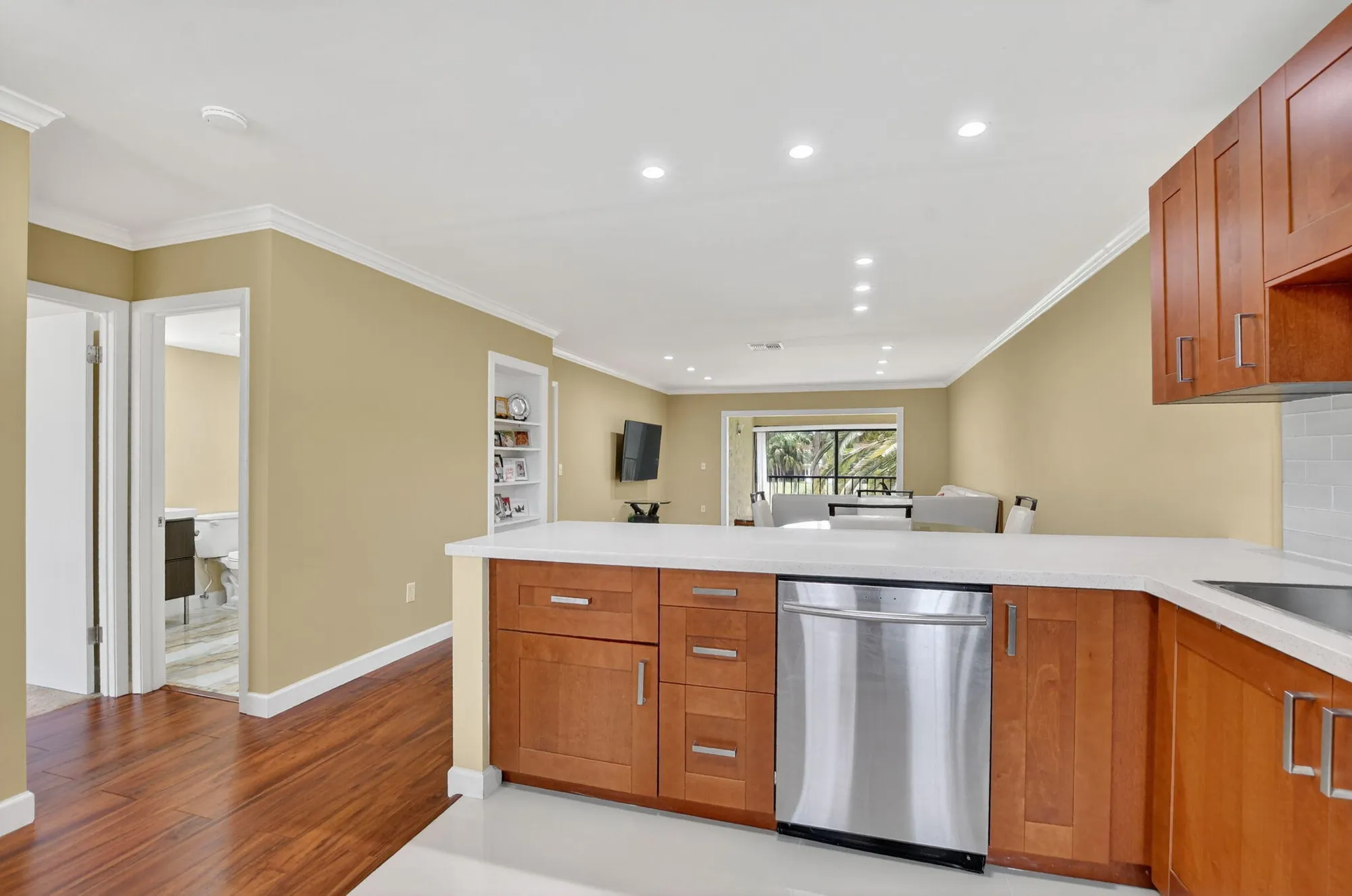 Property Slideshow image 7 of 34 | 9268 vista del lago apt 26d, Boca Raton, FL, 33428