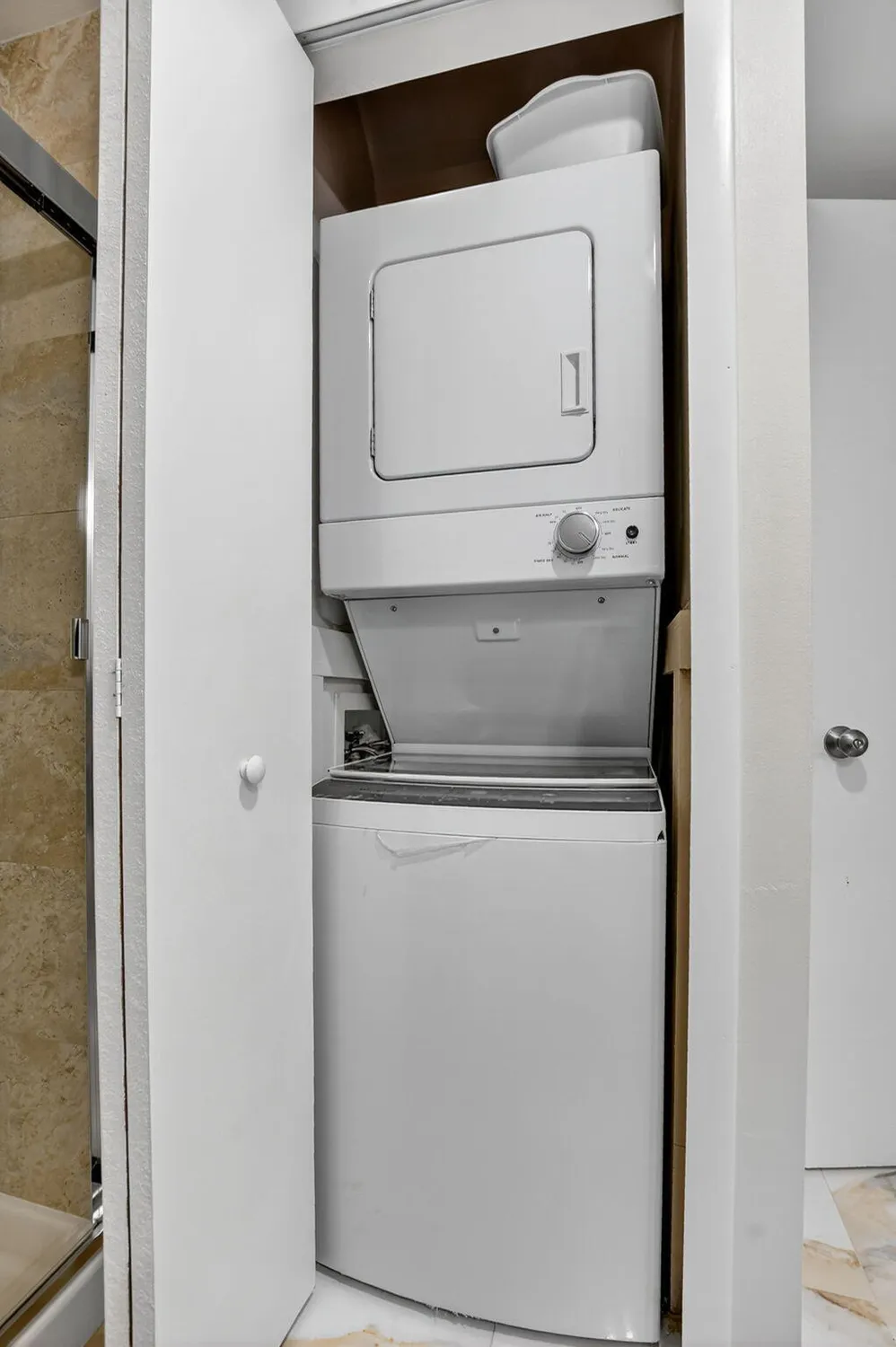 Property Slideshow image 24 of 34 | 9268 vista del lago apt 26d, Boca Raton, FL, 33428