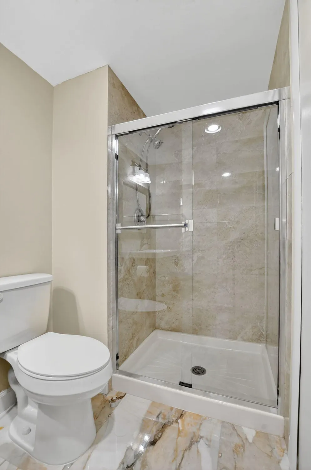 Property Slideshow image 23 of 34 | 9268 vista del lago apt 26d, Boca Raton, FL, 33428