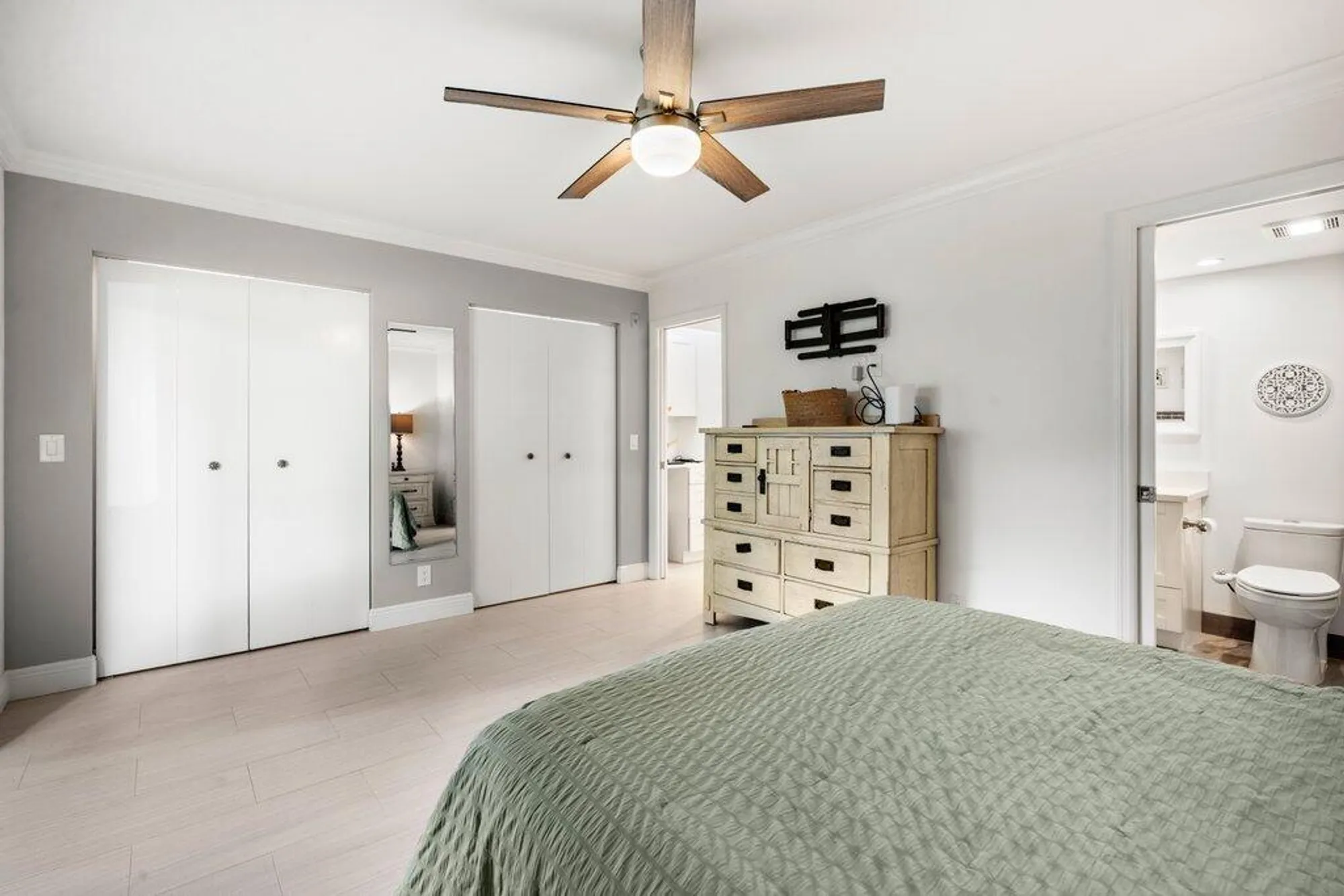 Property Slideshow image 16 of 22 | 10 farnham a # 10, Deerfield Beach, FL, 33442