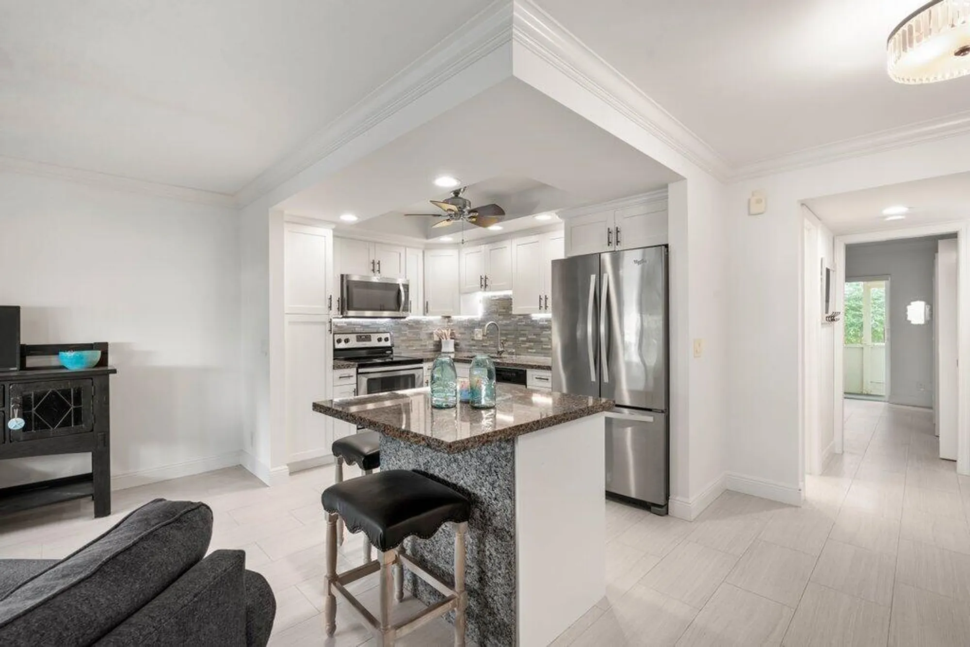 Property Slideshow image 5 of 22 | 10 farnham a # 10, Deerfield Beach, FL, 33442