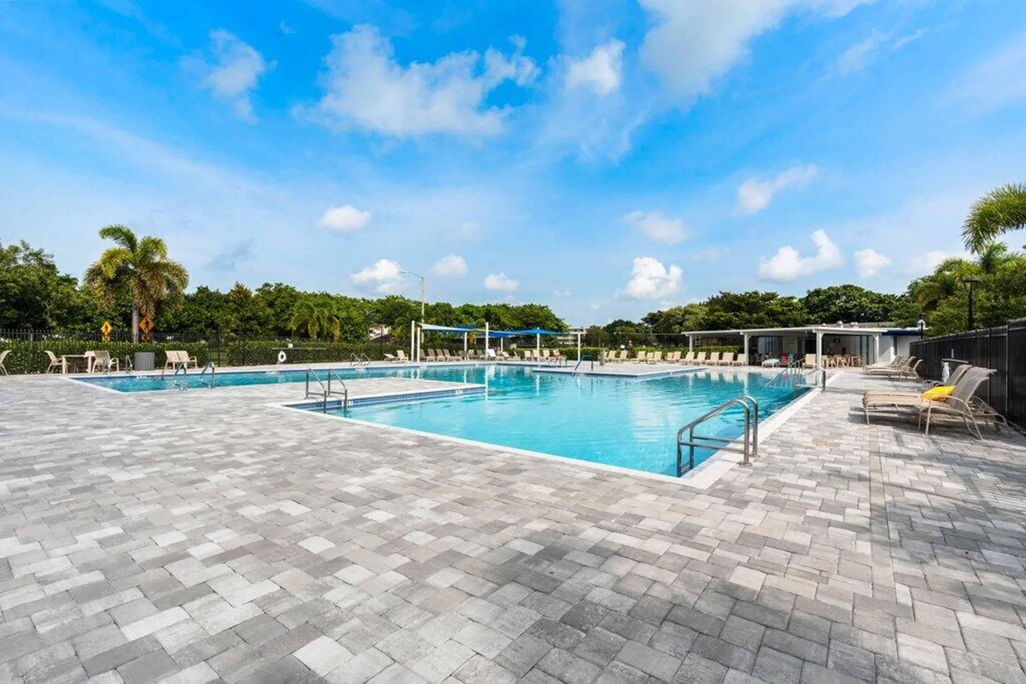 Property Slideshow image 21 of 22 | 10 farnham a # 10, Deerfield Beach, FL, 33442