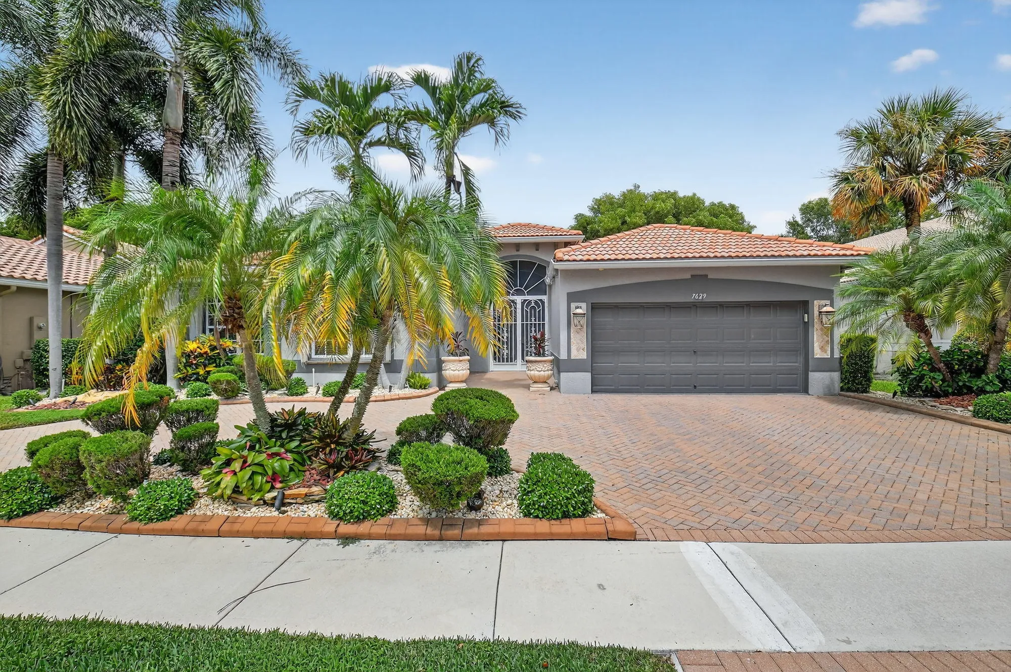 Property Slideshow image 4 of 76 | 7629 lockhart way, Boynton Beach, FL, 33437