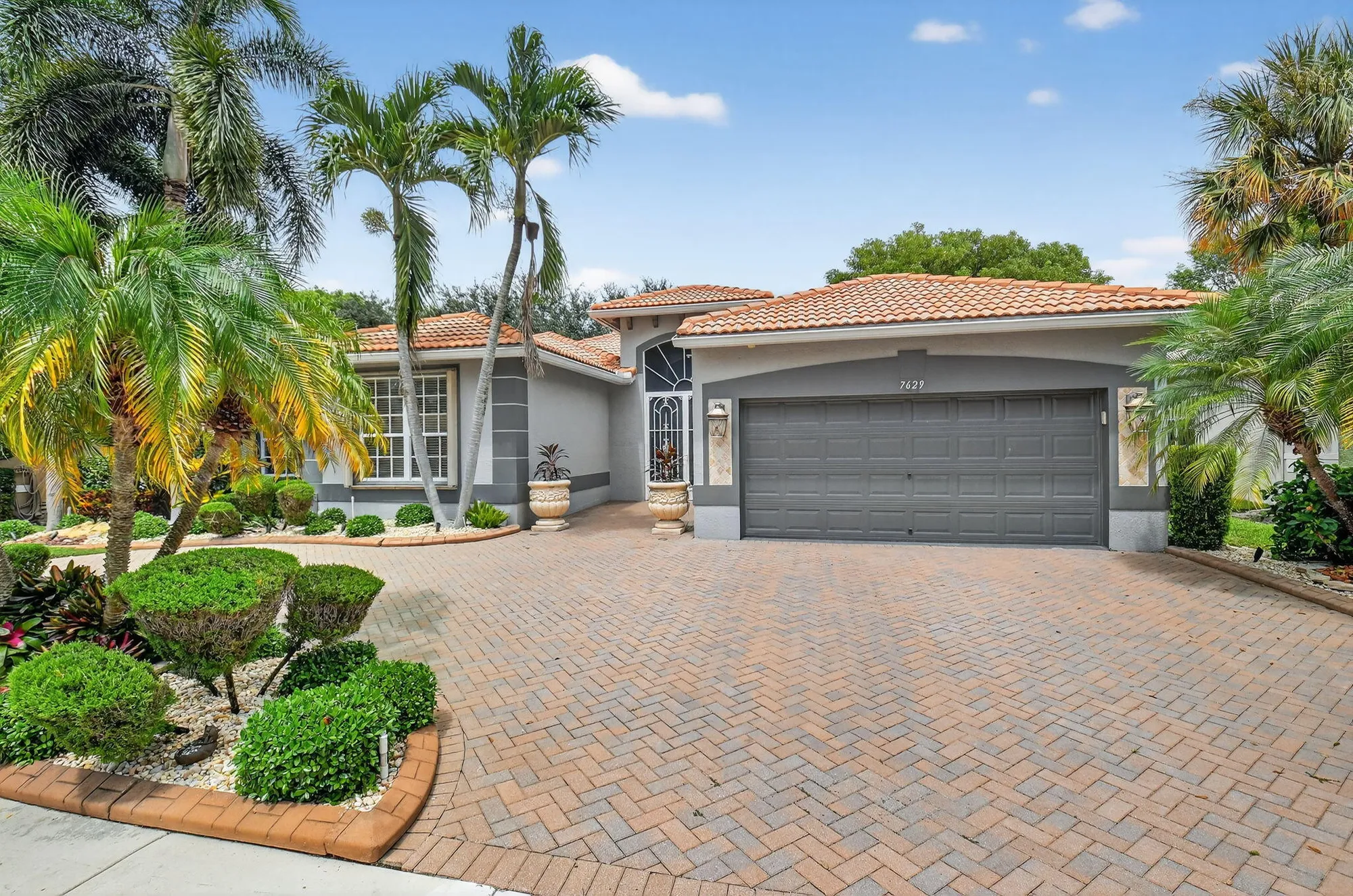 Property Slideshow image 5 of 76 | 7629 lockhart way, Boynton Beach, FL, 33437