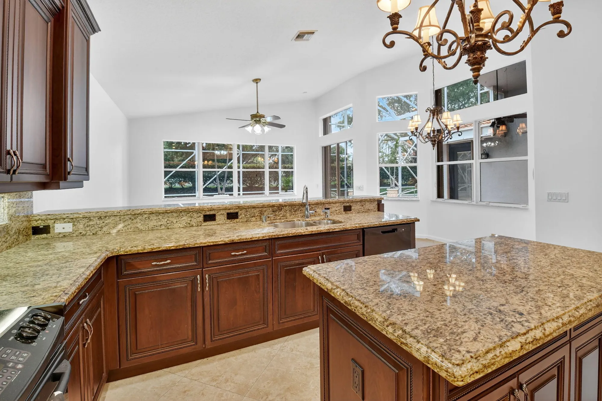 Property Slideshow image 18 of 76 | 7629 lockhart way, Boynton Beach, FL, 33437