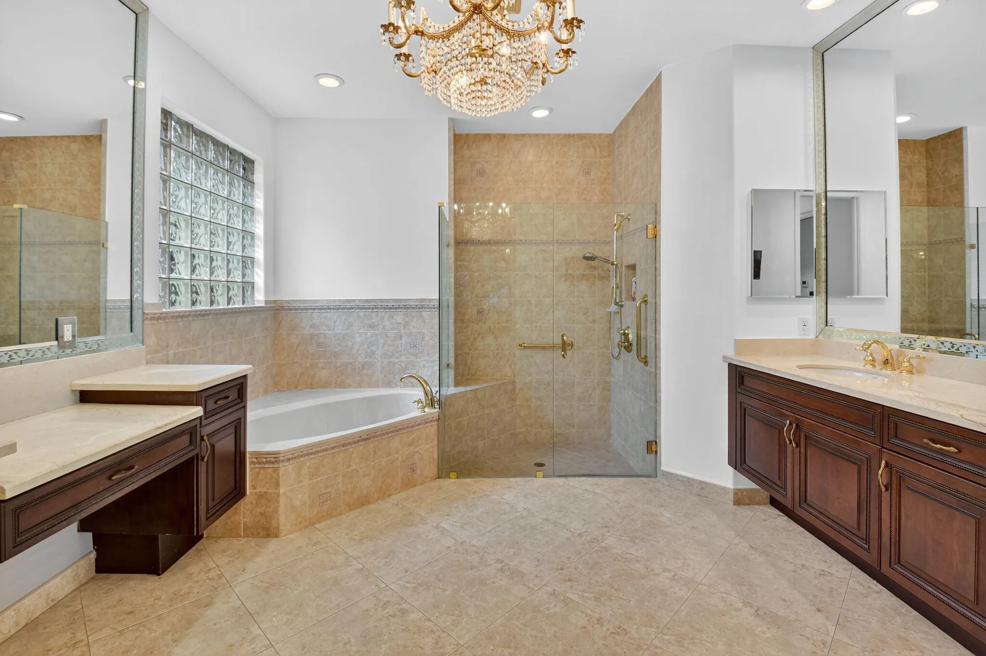 Property Slideshow image 32 of 76 | 7629 lockhart way, Boynton Beach, FL, 33437