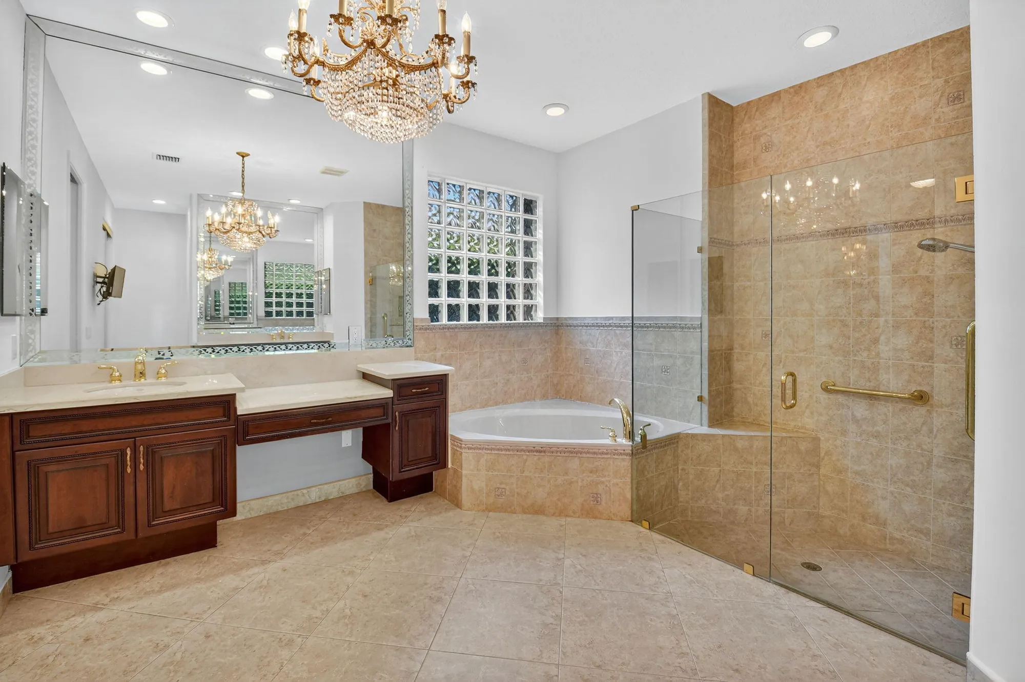 Property Slideshow image 34 of 76 | 7629 lockhart way, Boynton Beach, FL, 33437