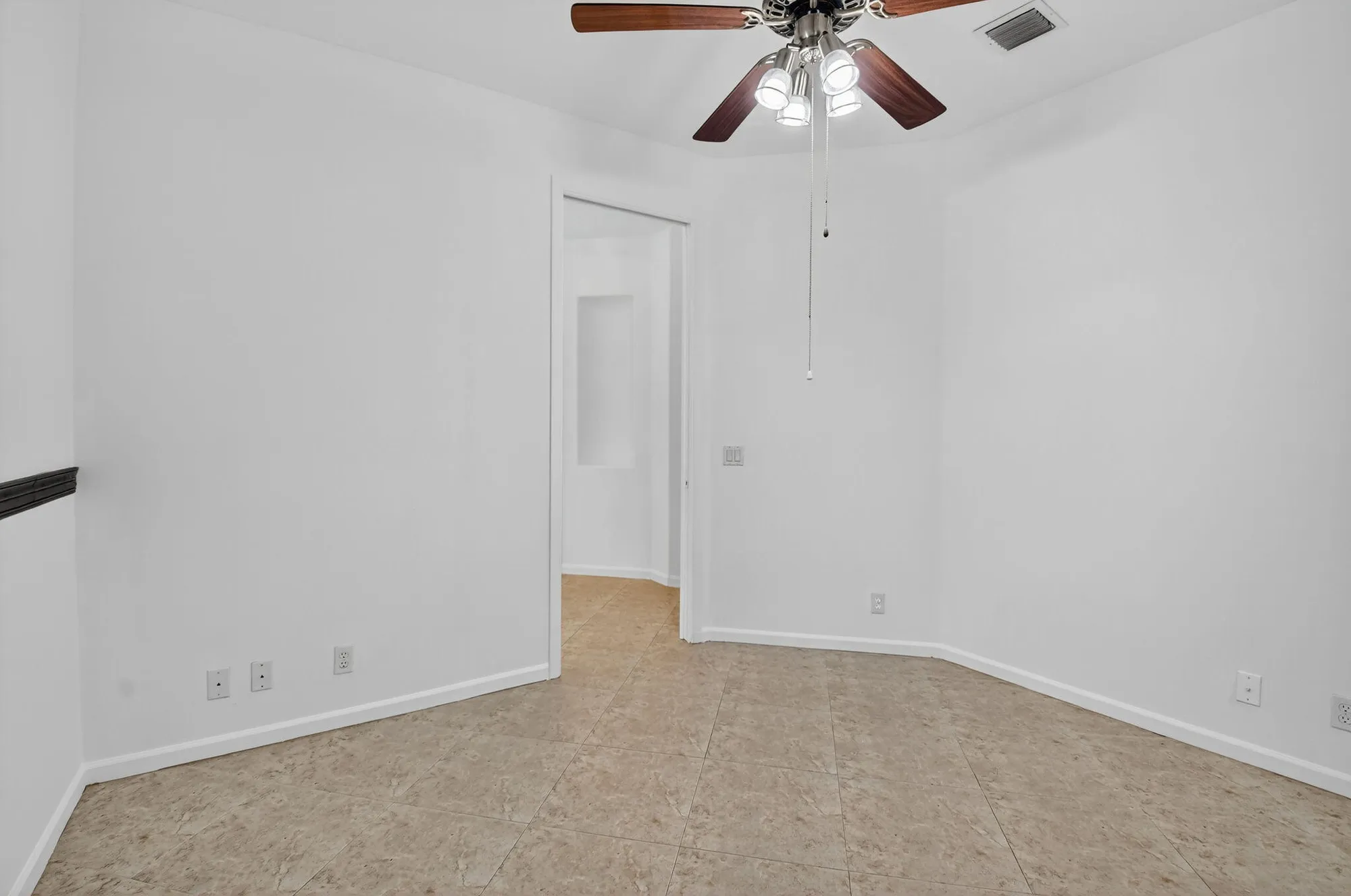 Property Slideshow image 37 of 76 | 7629 lockhart way, Boynton Beach, FL, 33437